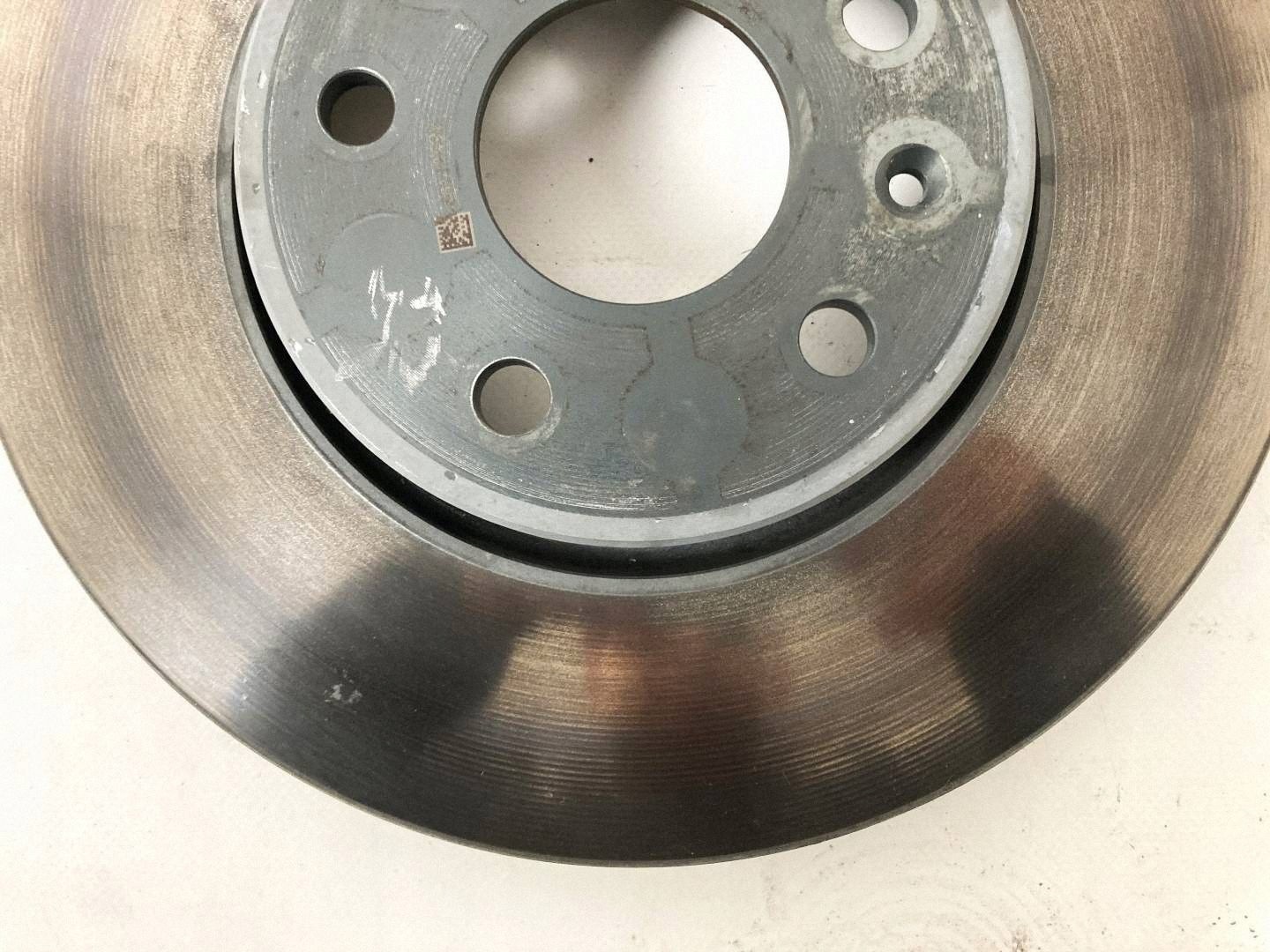 kočioni disk kočiona, kočna prednja Chevrolet Corvette C8 2020-2026