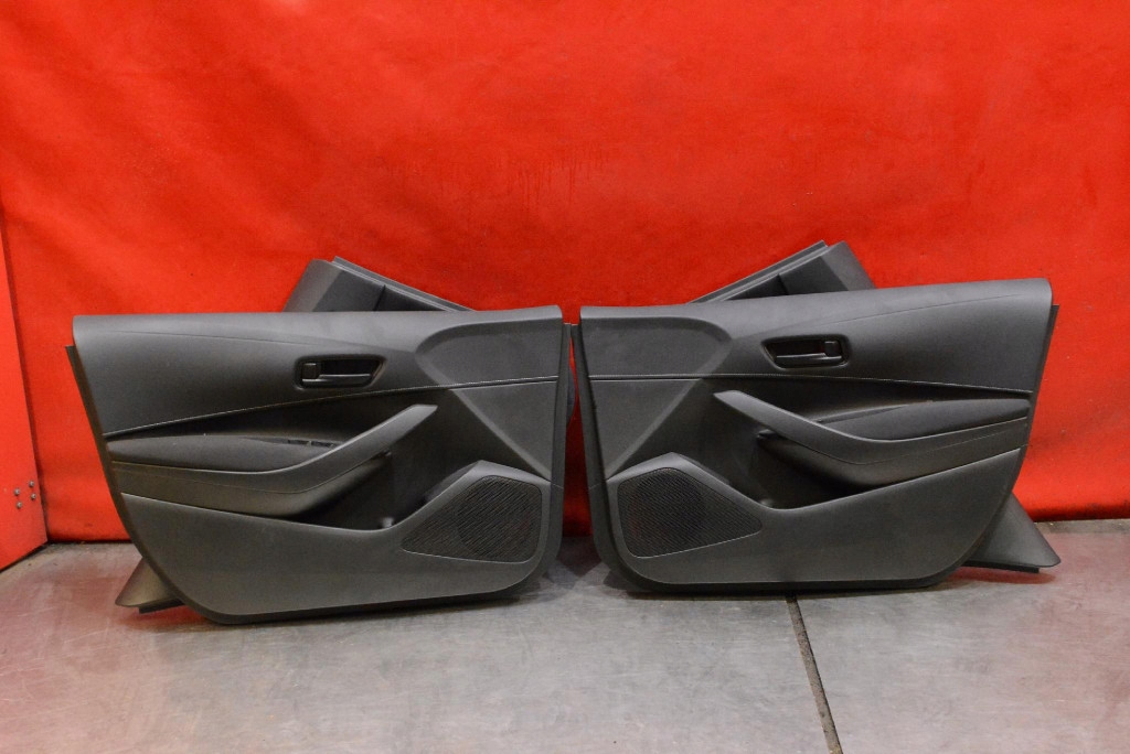 side side door KOMPLET EU TOYOTA COROLLA E21 KOMBI 18-25