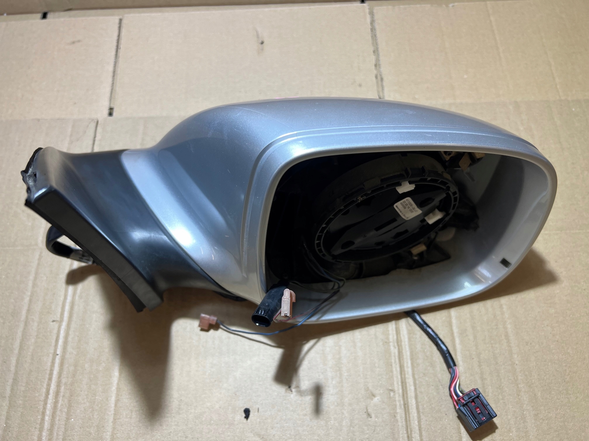 AUDI Q7 4L mirror right 14+2 PIN LX7W EU