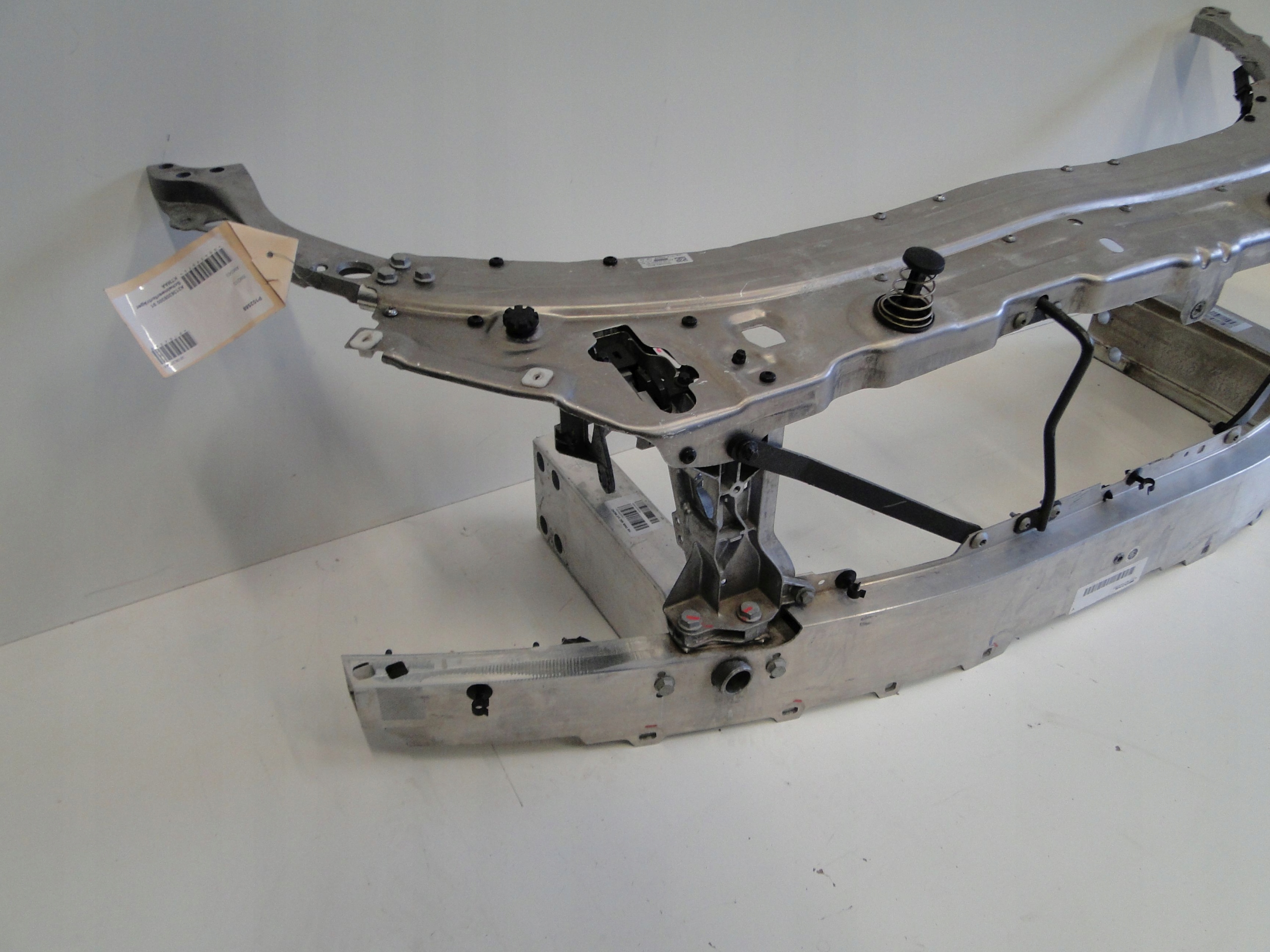 MERCEDES E KLASA 213 W213 LIFT PAS PRZEDNI WZMOCNIENIE KOMPLETNY 63 AMG Producent części Mercedes-Benz OE