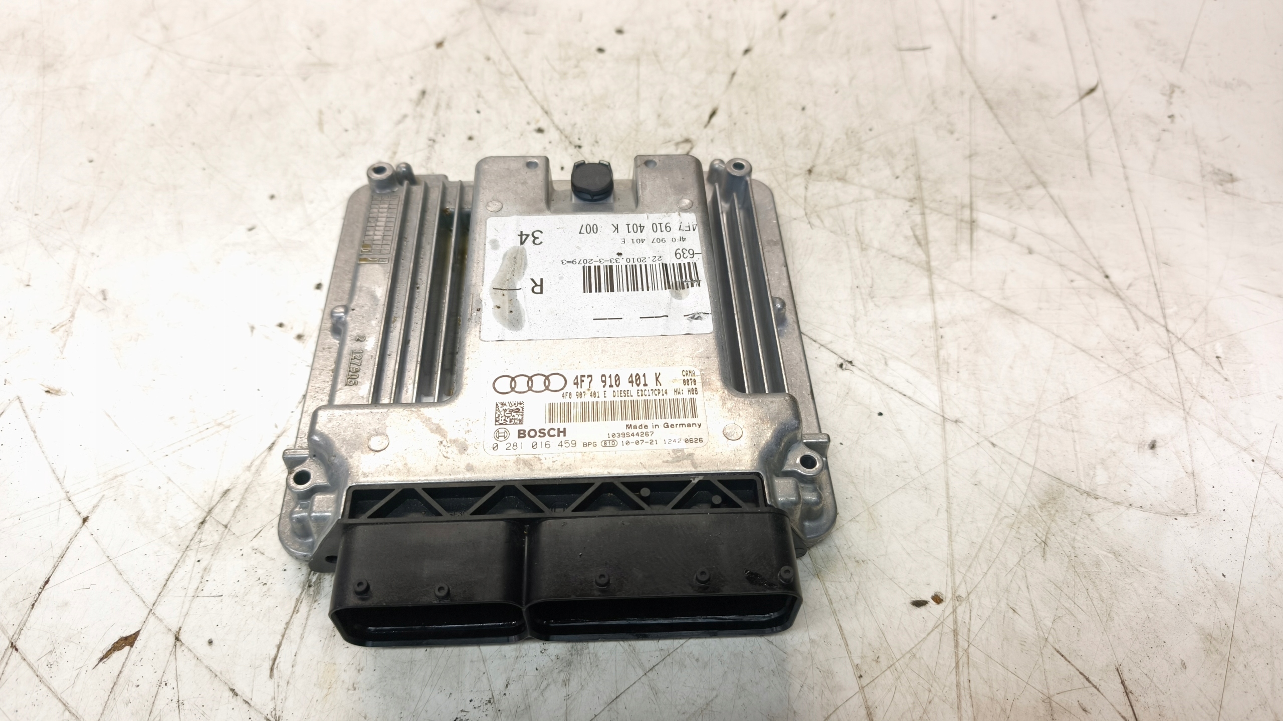 computer control unit of the engine AUDI A6 C6 LIFT 2.7 TDI 4F7910401K 4F0907401E
