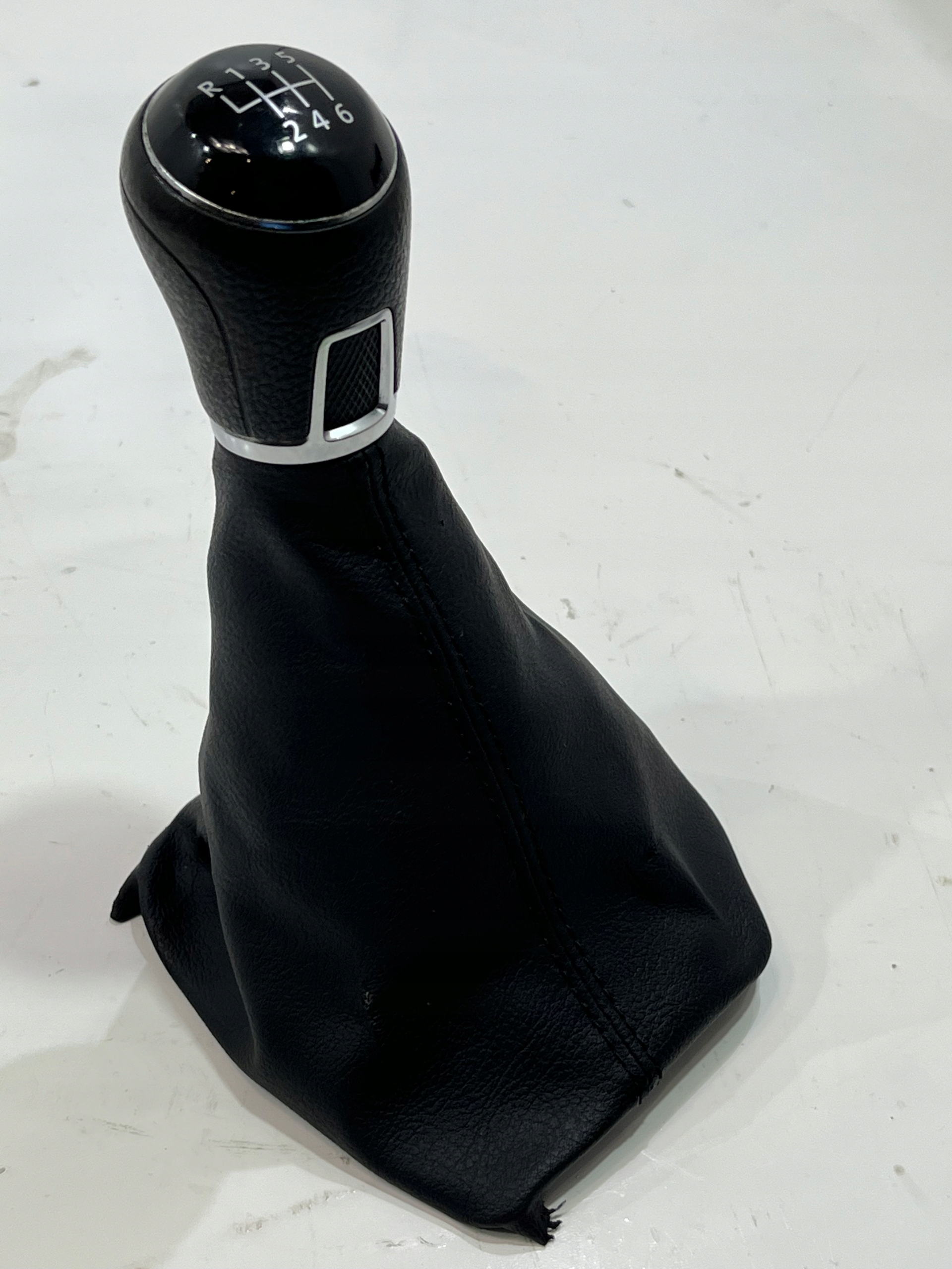 5G 888.111.844 - РУЧКА ПЕРЕКЛЮЧЕНИЯ ПЕРЕДАЧ VW GOLF VII 6-GEAR