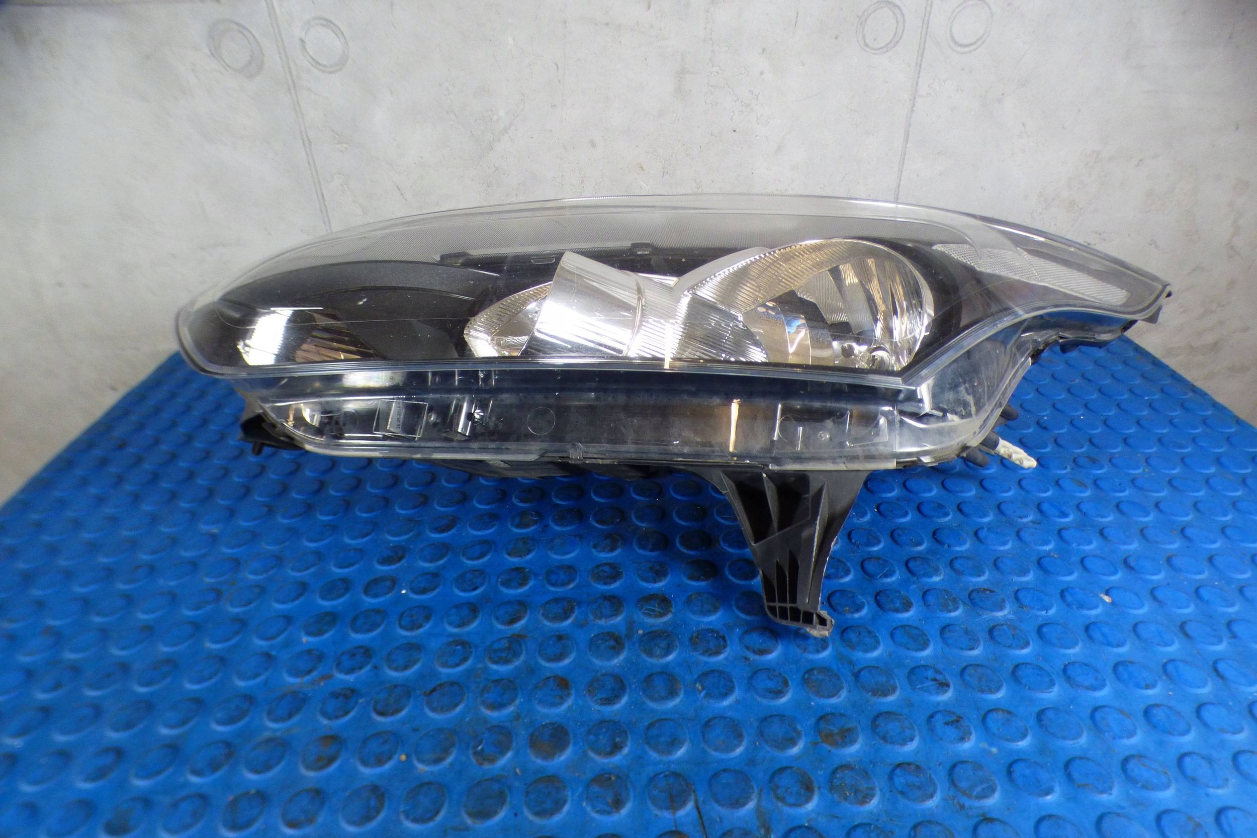 reflektor light left DT11-13W030DC stbdb original Transit Connect II MK2