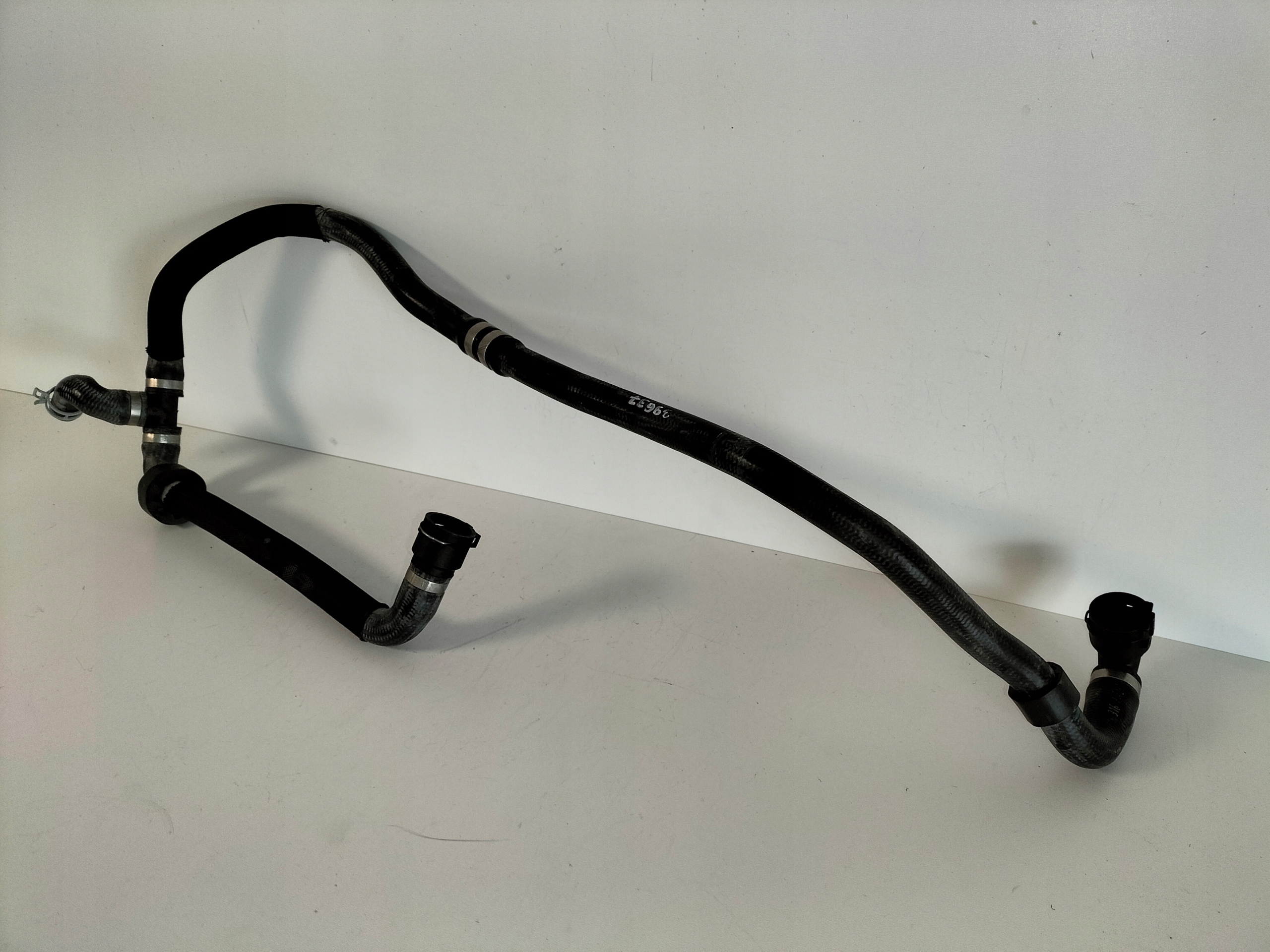 vedení trubka vody chladiče webasto BMW 3 E90 E91 04