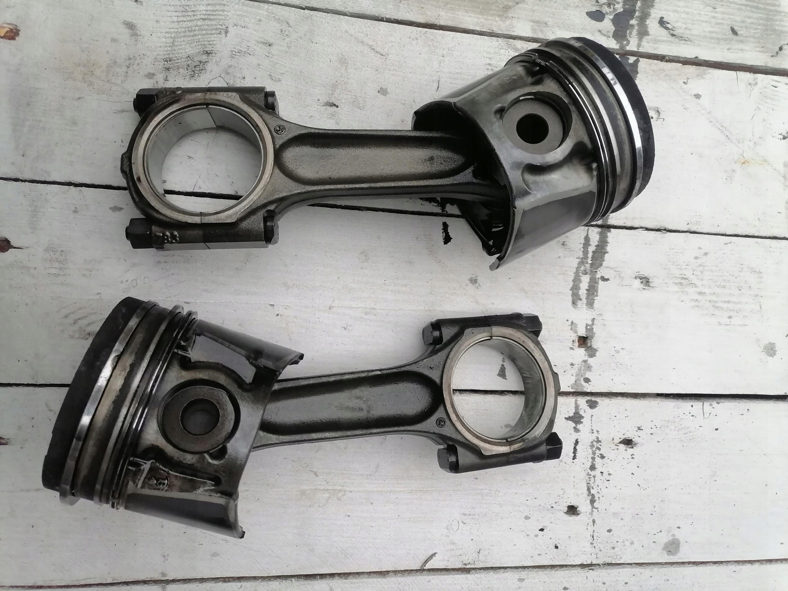 piston with connecting rod PEUGEOT 407 2.0 HDI HSRI 085190
