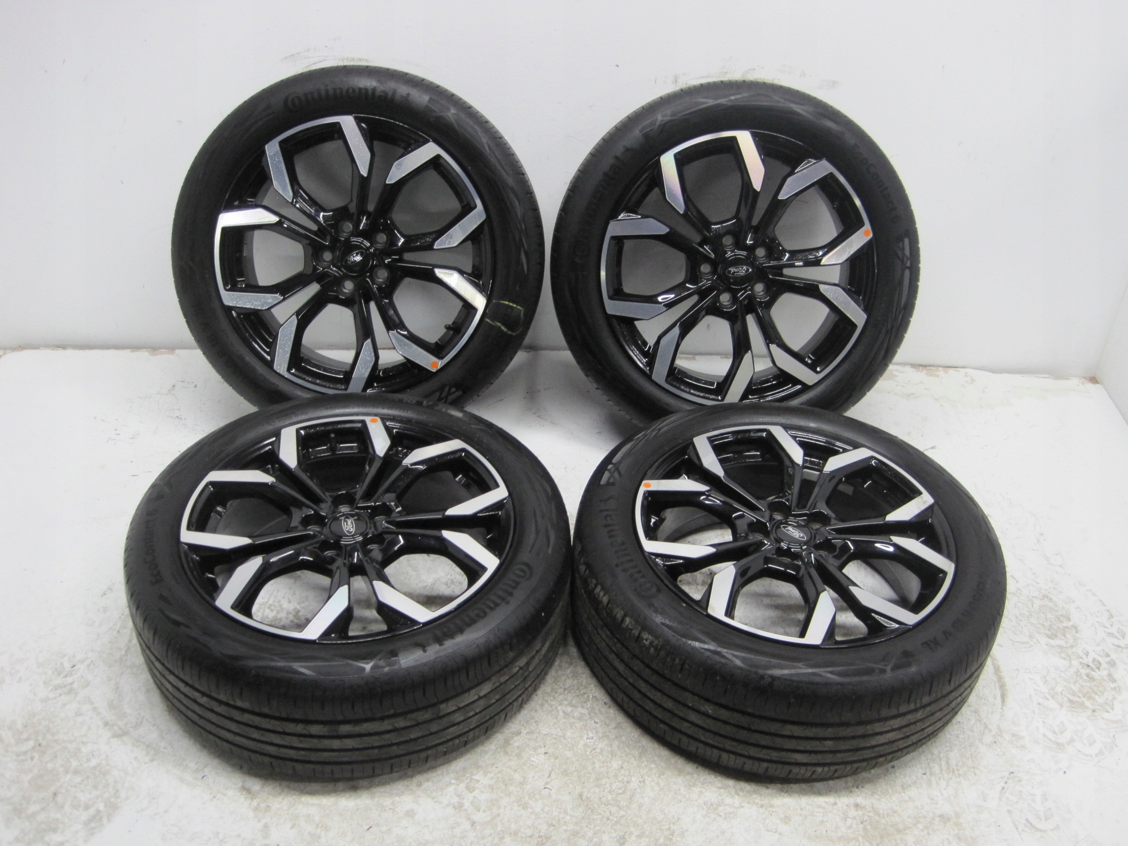 wheels discs tyres FORD PUMA MK2 R18 22R