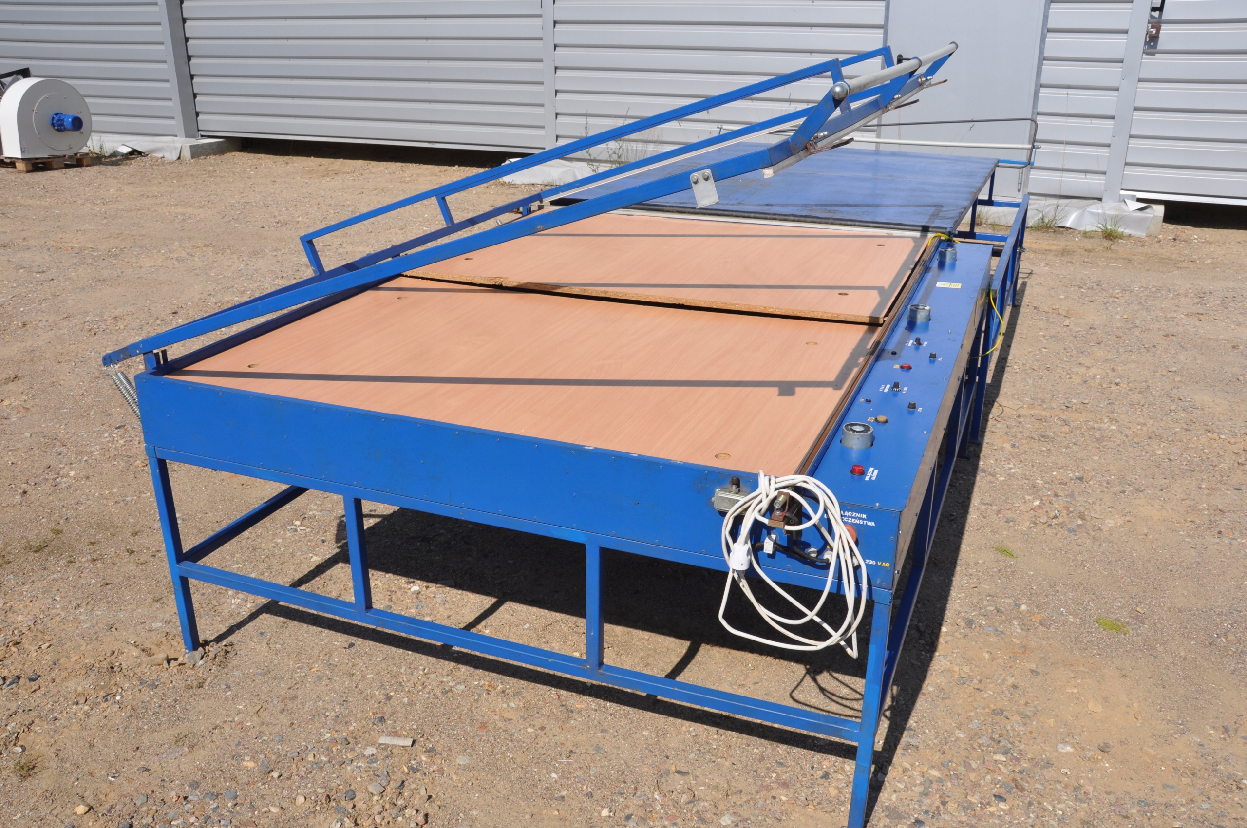 Zgrzewarka kątowa do folii termokurczliwej, foliarka pakowarka