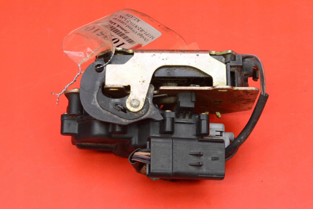 lock bonnet rear part boot DODGE GRAND CARAVAN 4 IV 00-07