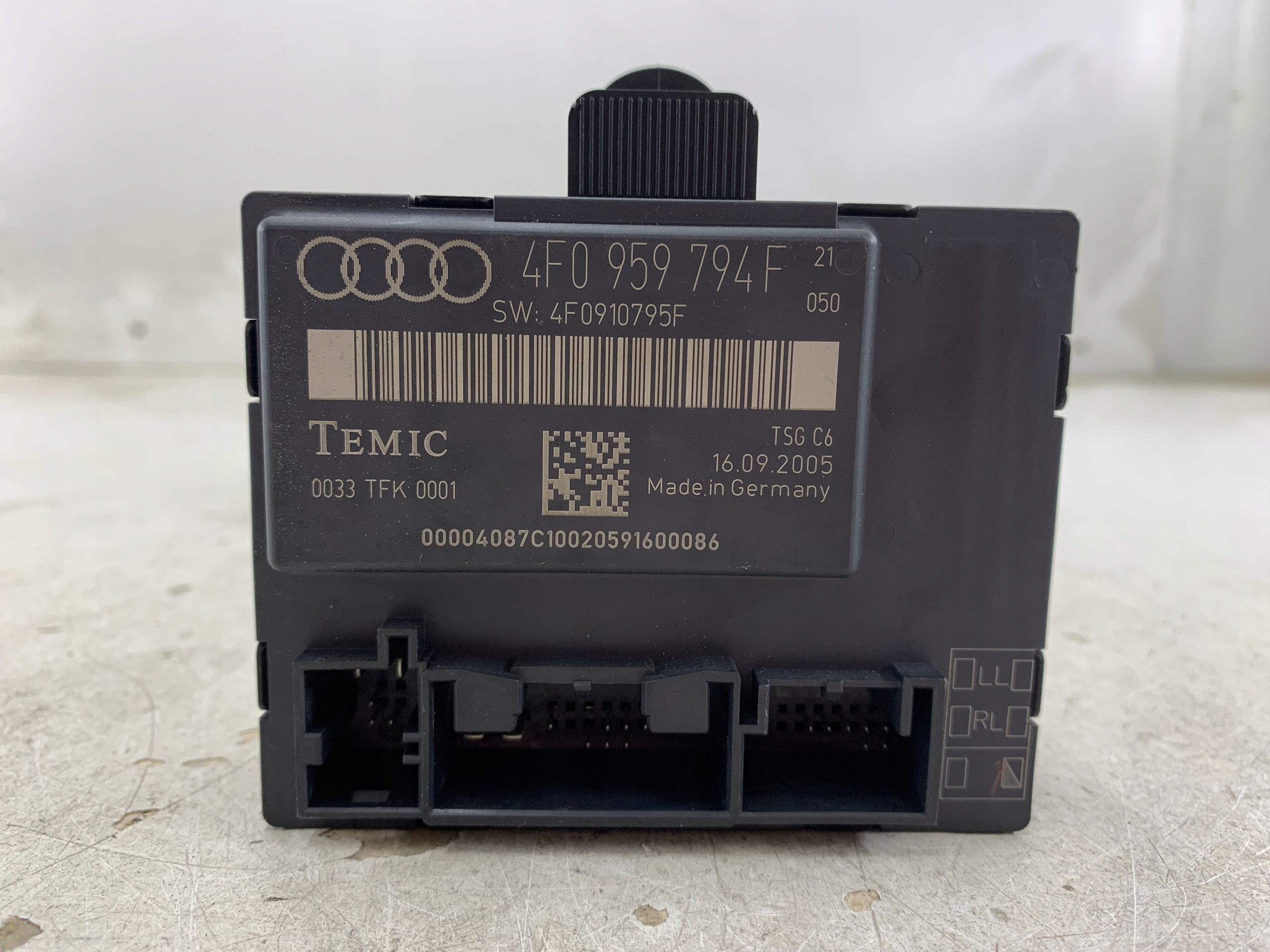 AUDI A6 C6 control unit module door right rear part 4F0959794F