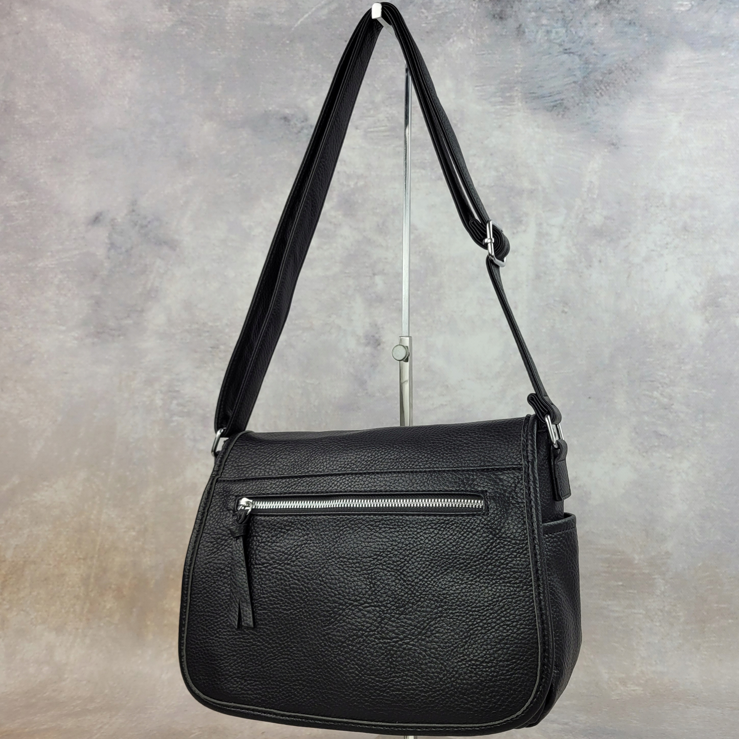 Torebka listonoszka długi pasek torba damska na ramię czarna lekka miękka Kod producenta 7278