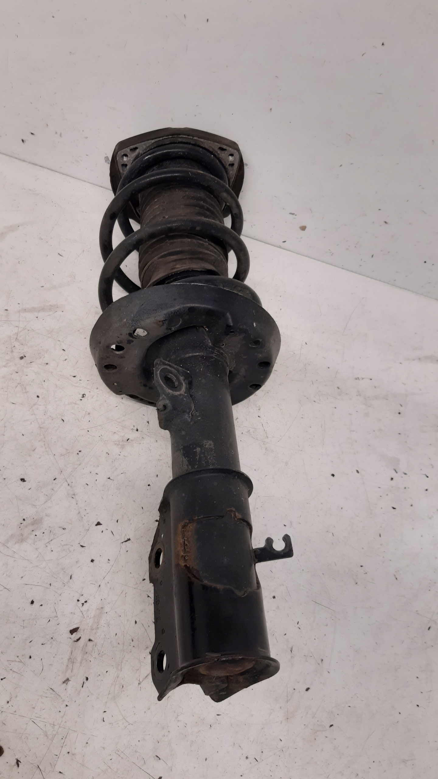 shock absorber spring left front 39039573 Opel Astra K