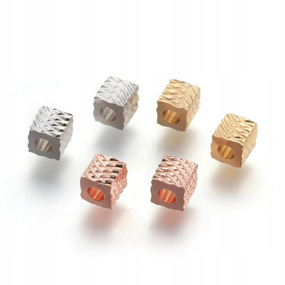 PRM561 Przekładka Kostka 4x4mm mix kolor 6szt.