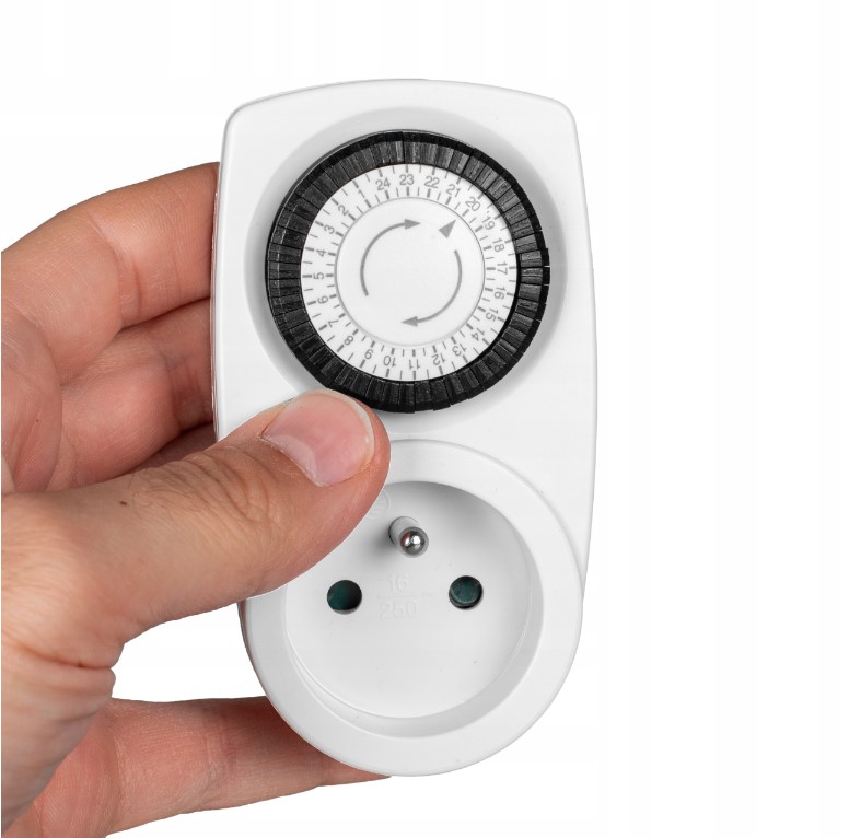 PROGRAMATOR CZASOWY DO GNIAZDKA ANALOGOWY WŁĄCZNIK WYŁĄCZNIK CZASOMIERZ Rodzaj programator czasowy