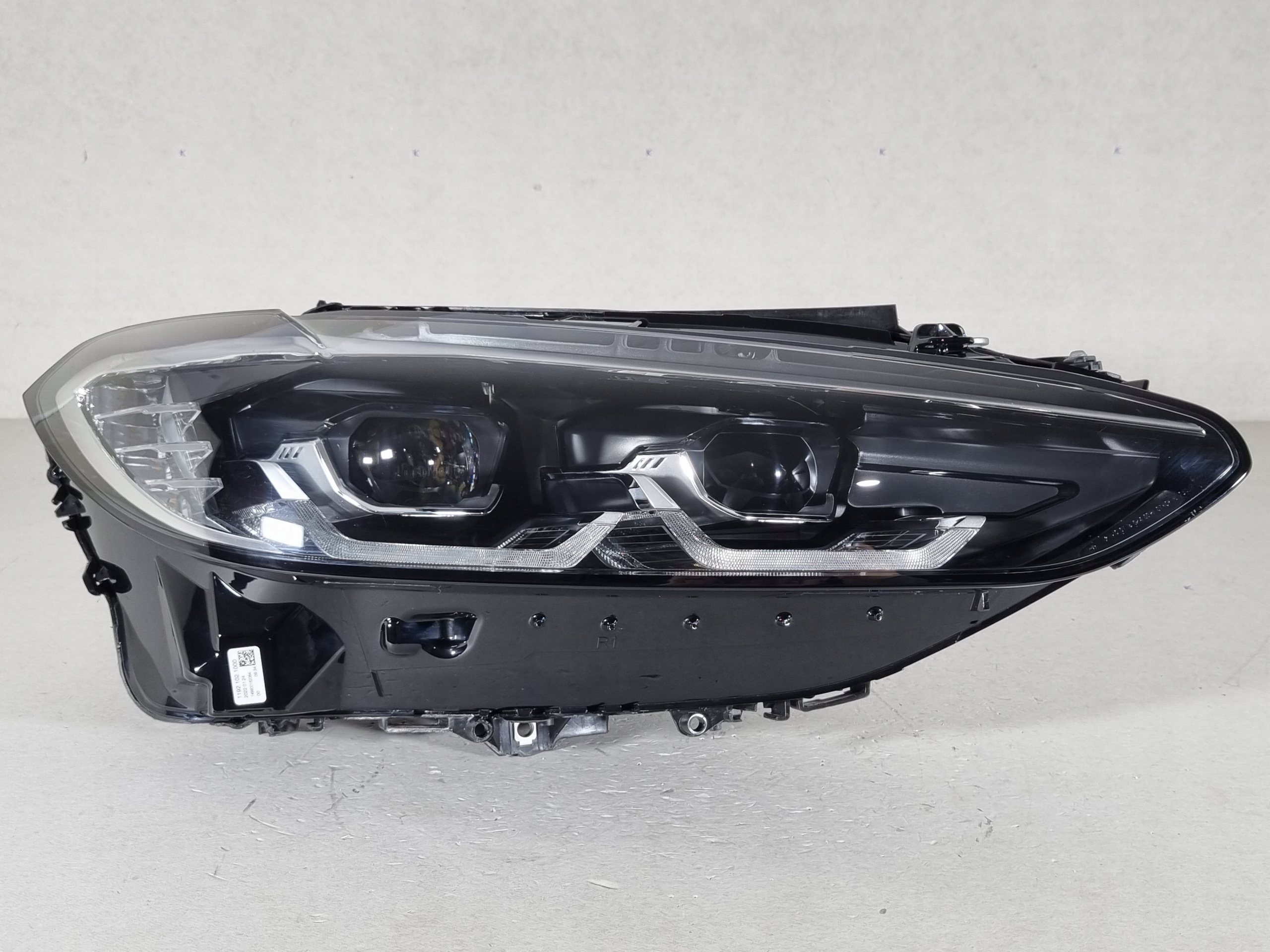 BMW 4 G22 G23 G26 LAMPA PRAWA PRZÓD FULL LED KPL