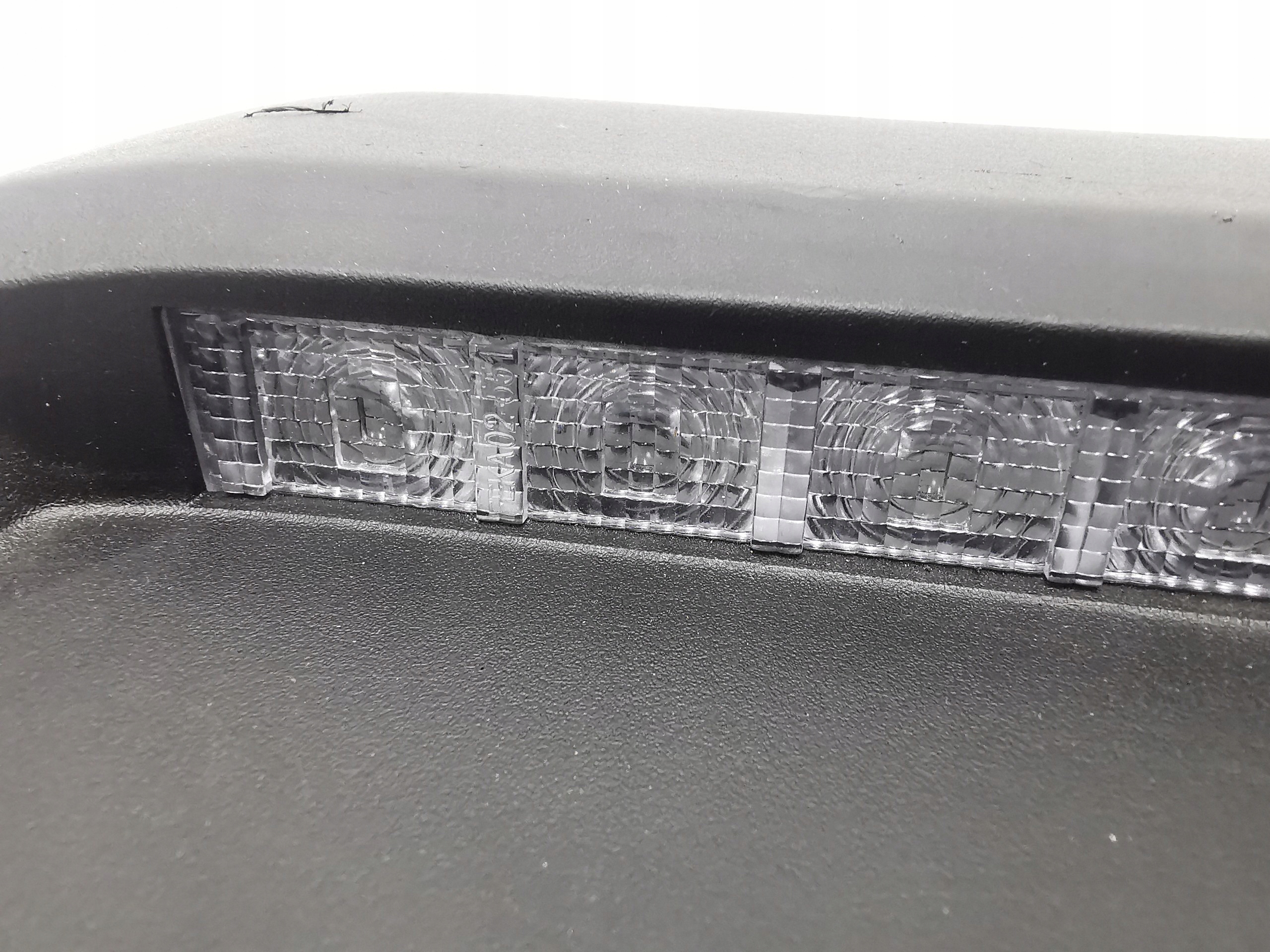 light SWIATLA STOP TOYOTA COROLLA E21 sedan / 81977-02140