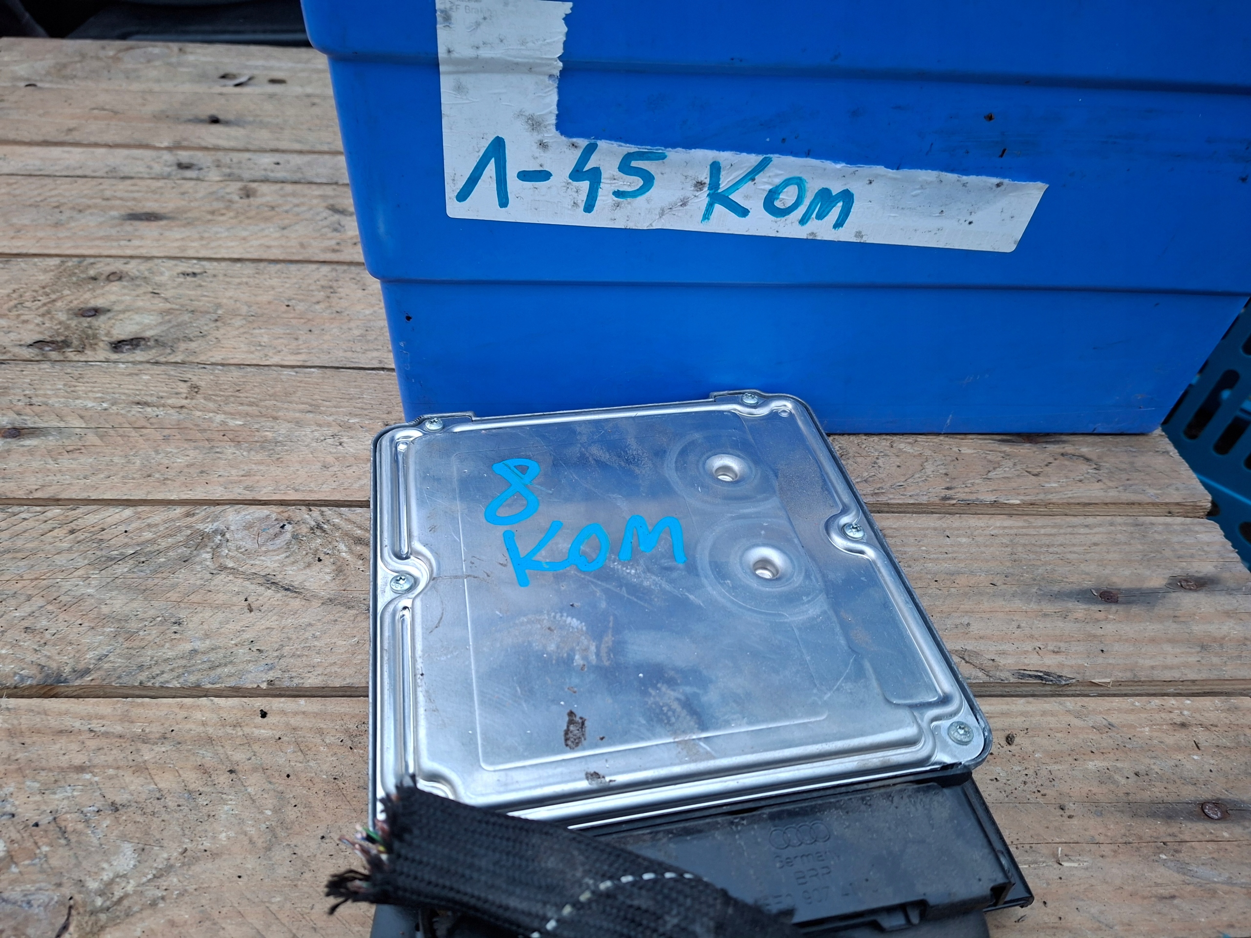 control unit of the engine AUDI A4 B7 2,0TDI BLB 03G906016CL