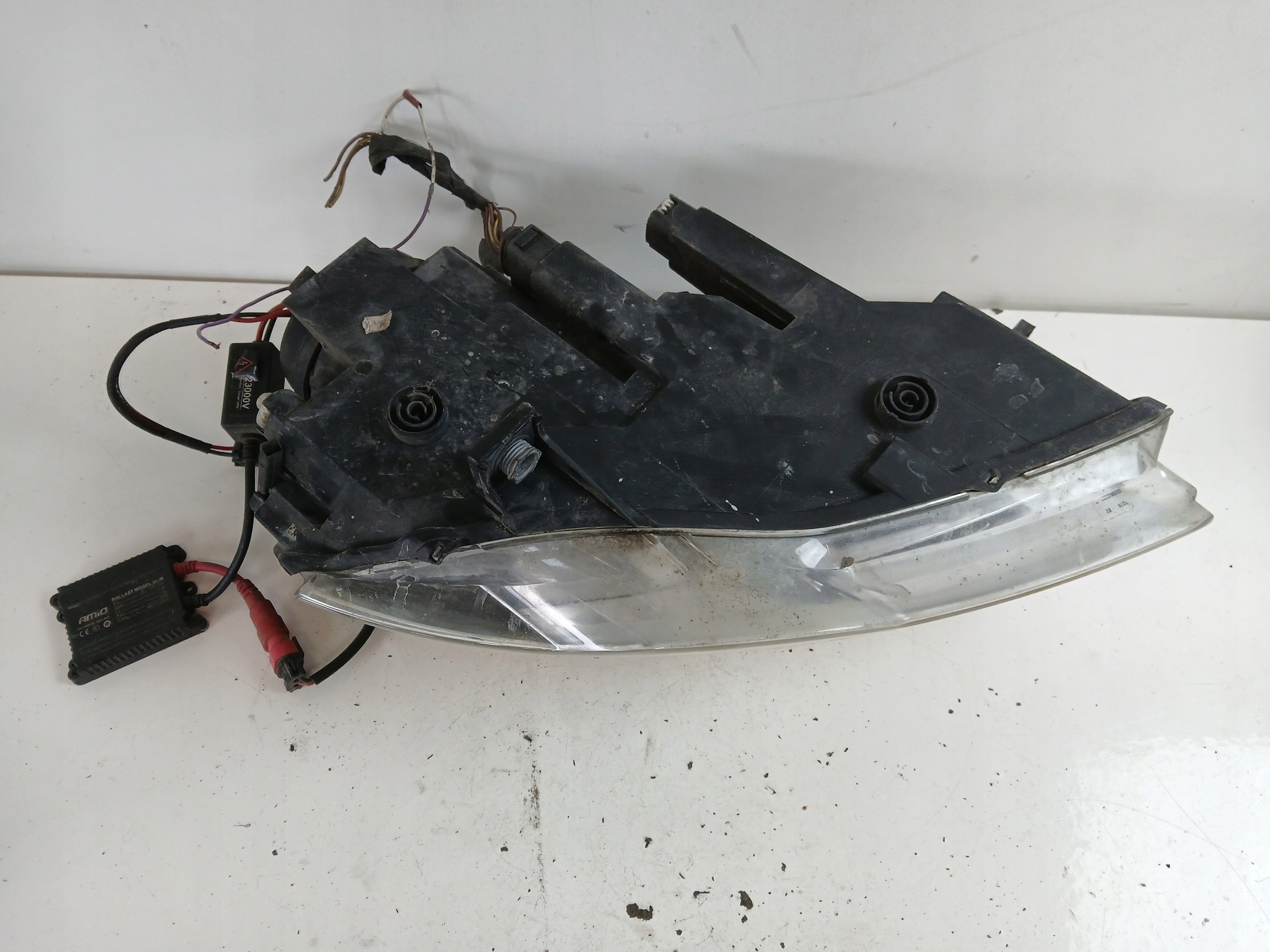 VW PASSAT B6 light left front 3C0941005AB lens