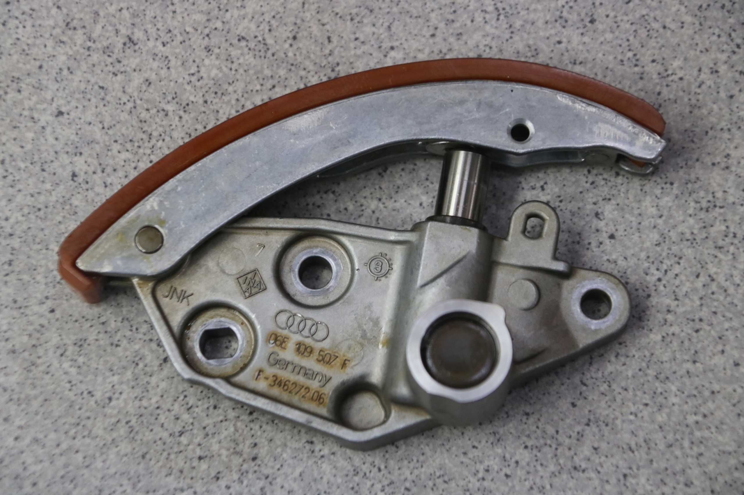 AUDI A8 D4 3,0 TFSI Spanner des Zahnrads 06E109507F