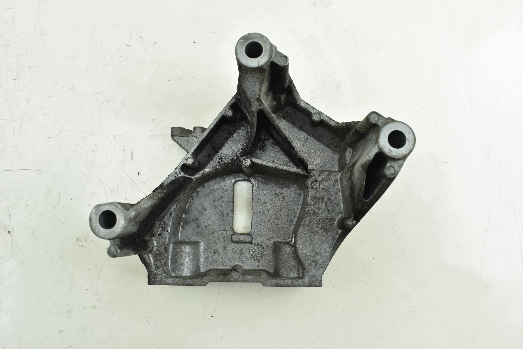 engine mount OPEL CORSA D 1.2 1.4 16V 13130728