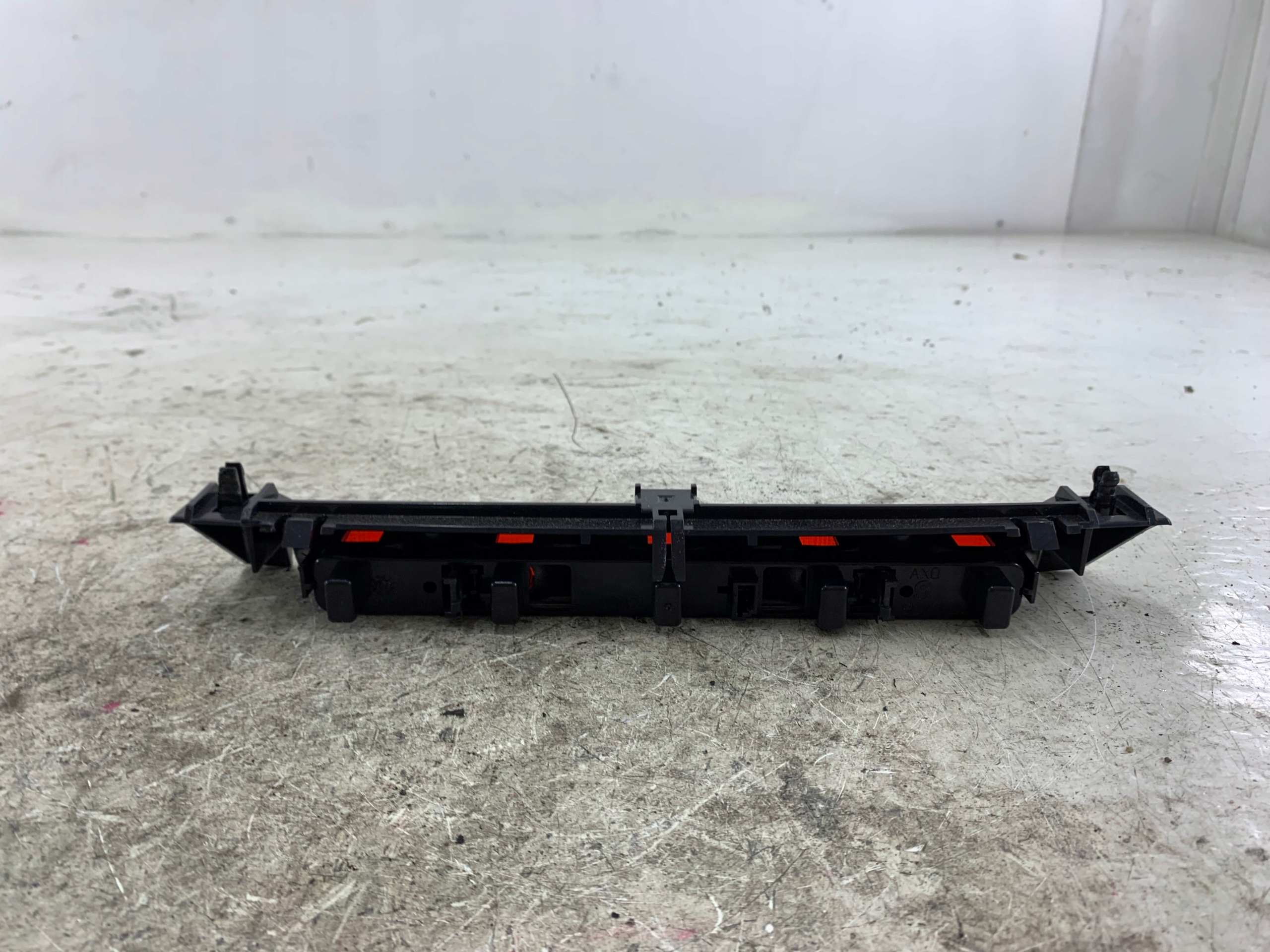 PEUGEOT 807 CITROEN C8 third light STOP 38310002