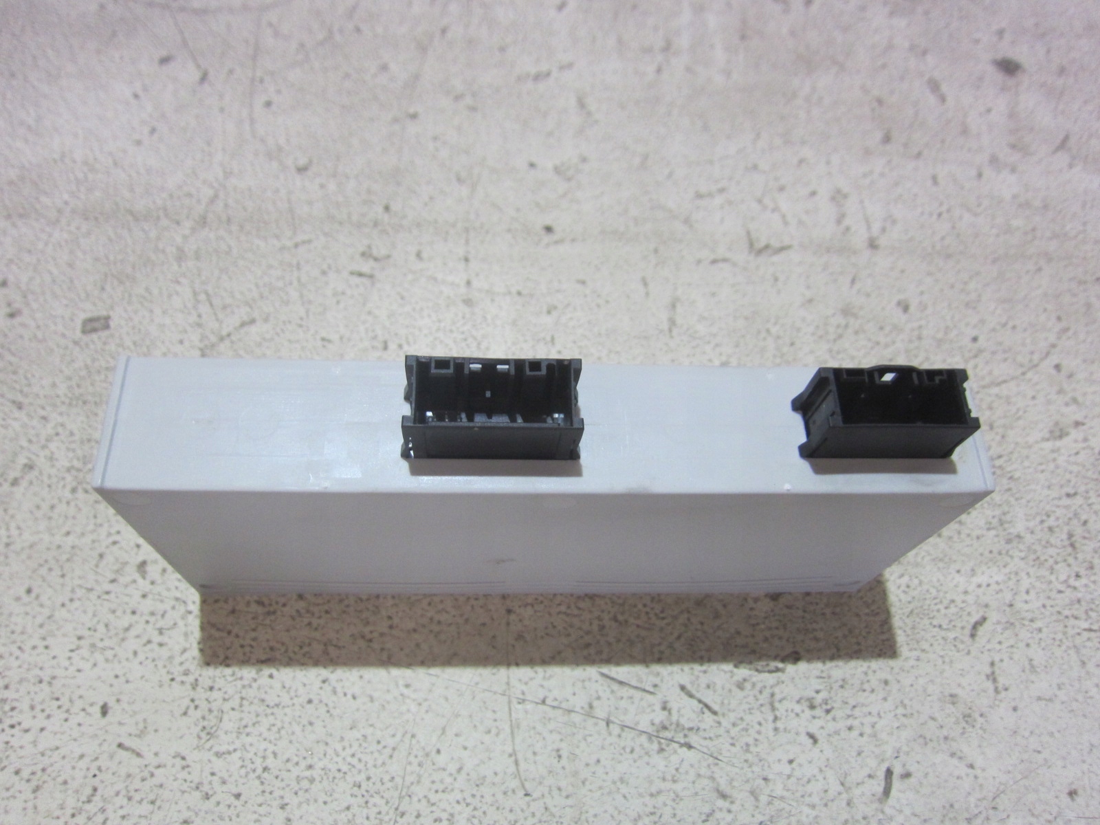 BMW 5 F10 control unit module bonnet boot 61357361970 7361970 7394650