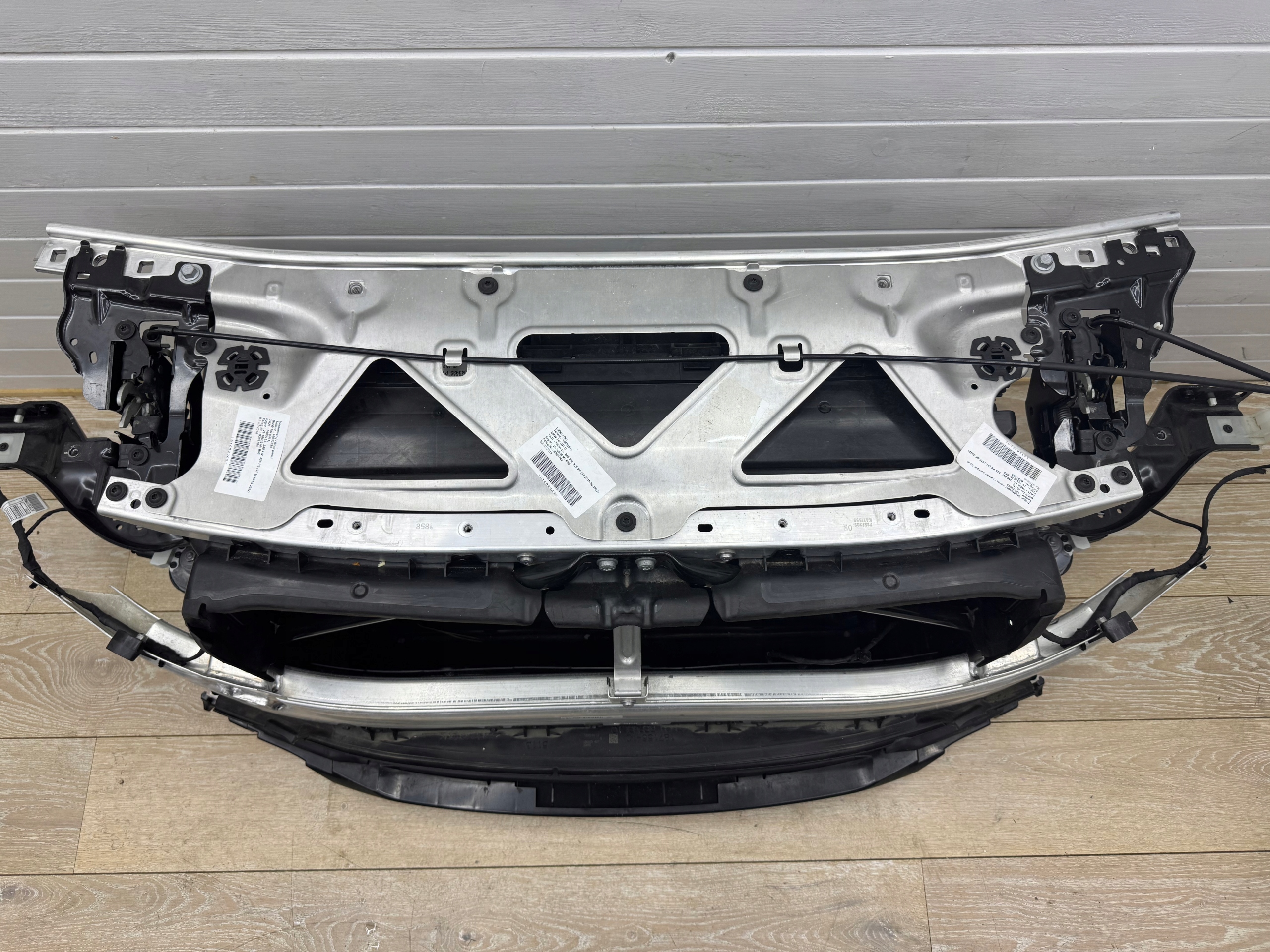 BMW 7 G11 G12 740i petrol support panel for radiators radiator pillar front