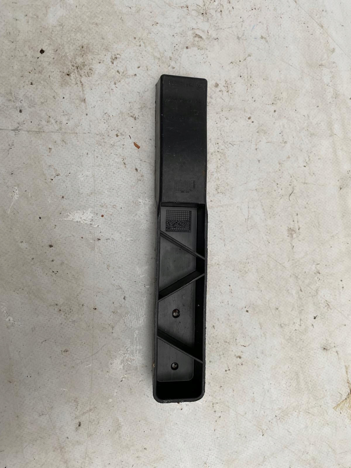 OPEL ASTRA V K 15- Support Support plaque Pare choc Droite Arrière