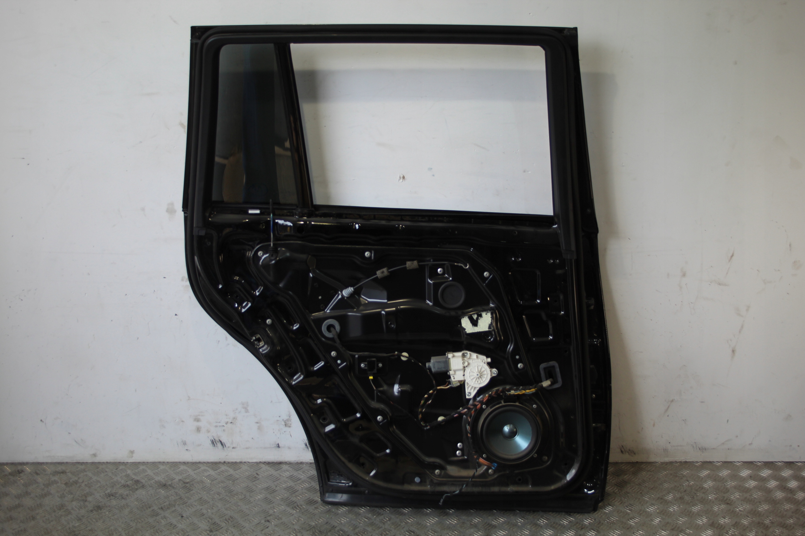 door left rear part rear. GL W164 X164