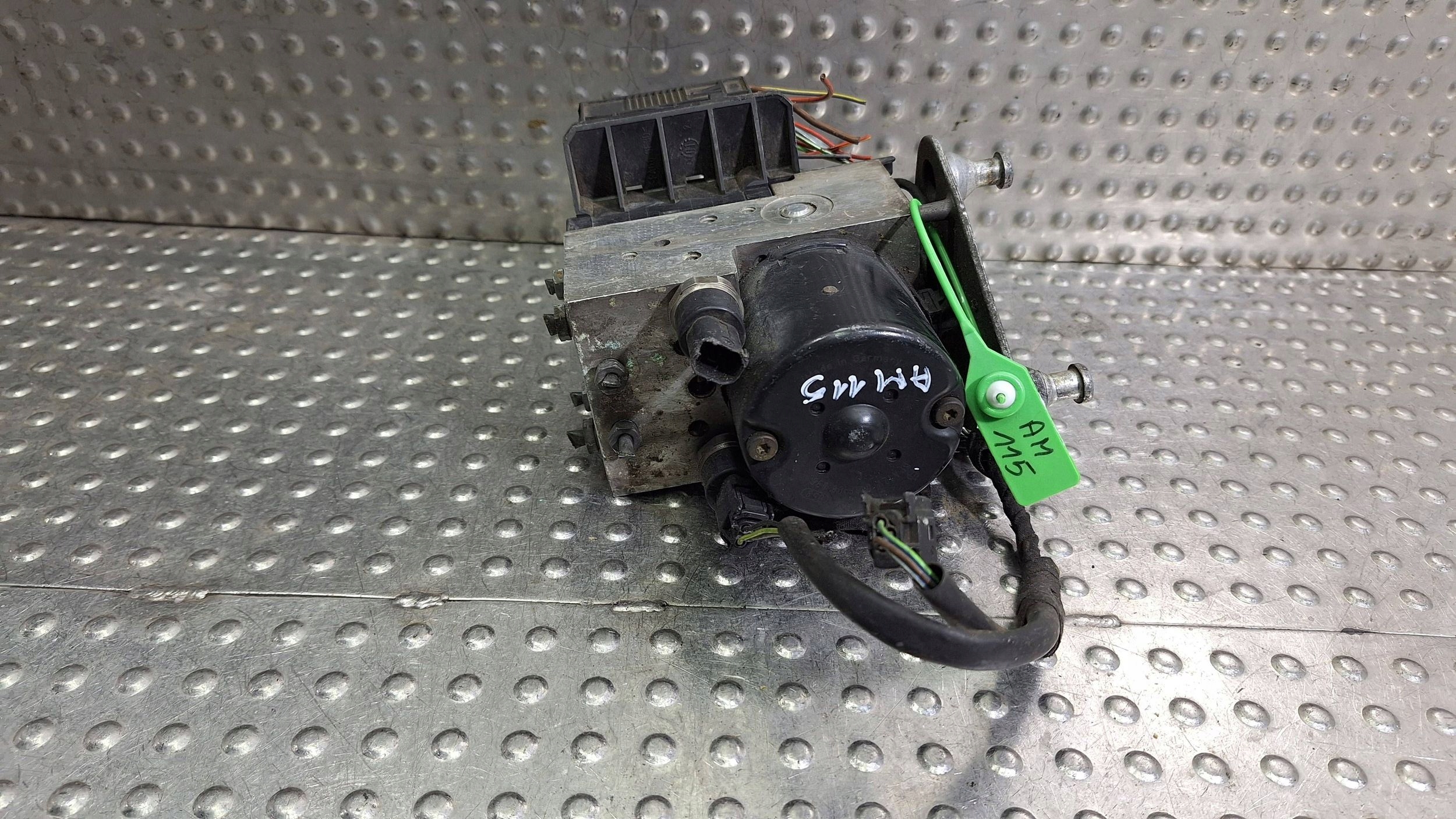 pump control unit ABS A0044310912 0265202461 MERCEDES W168