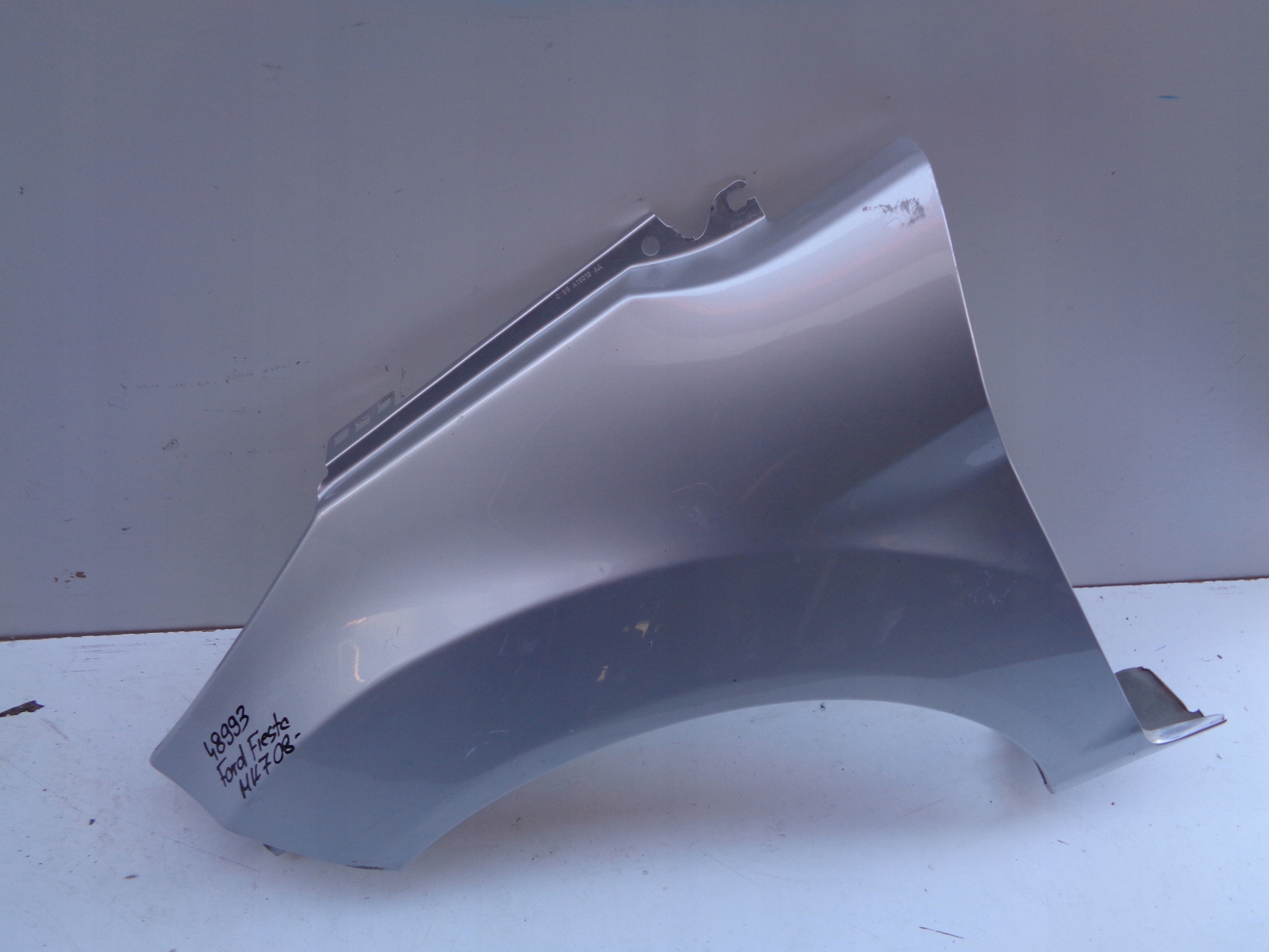 fender left front FORD FIESTA MK7 08- NR 48993
