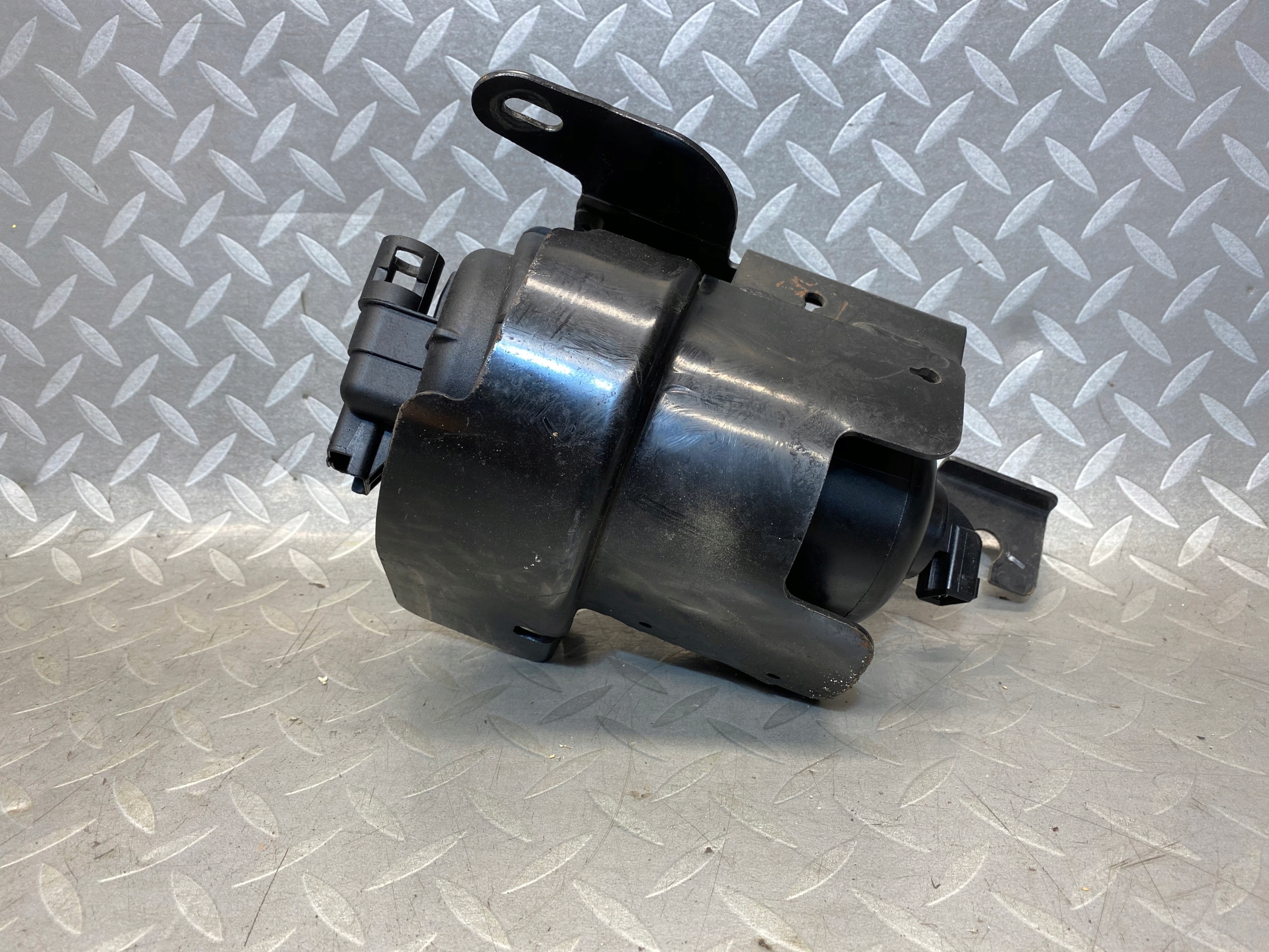 КОРПУС ТОПЛИВНОГО ФИЛЬТРА CAPTIVA ANTARA 2.0 CDTI