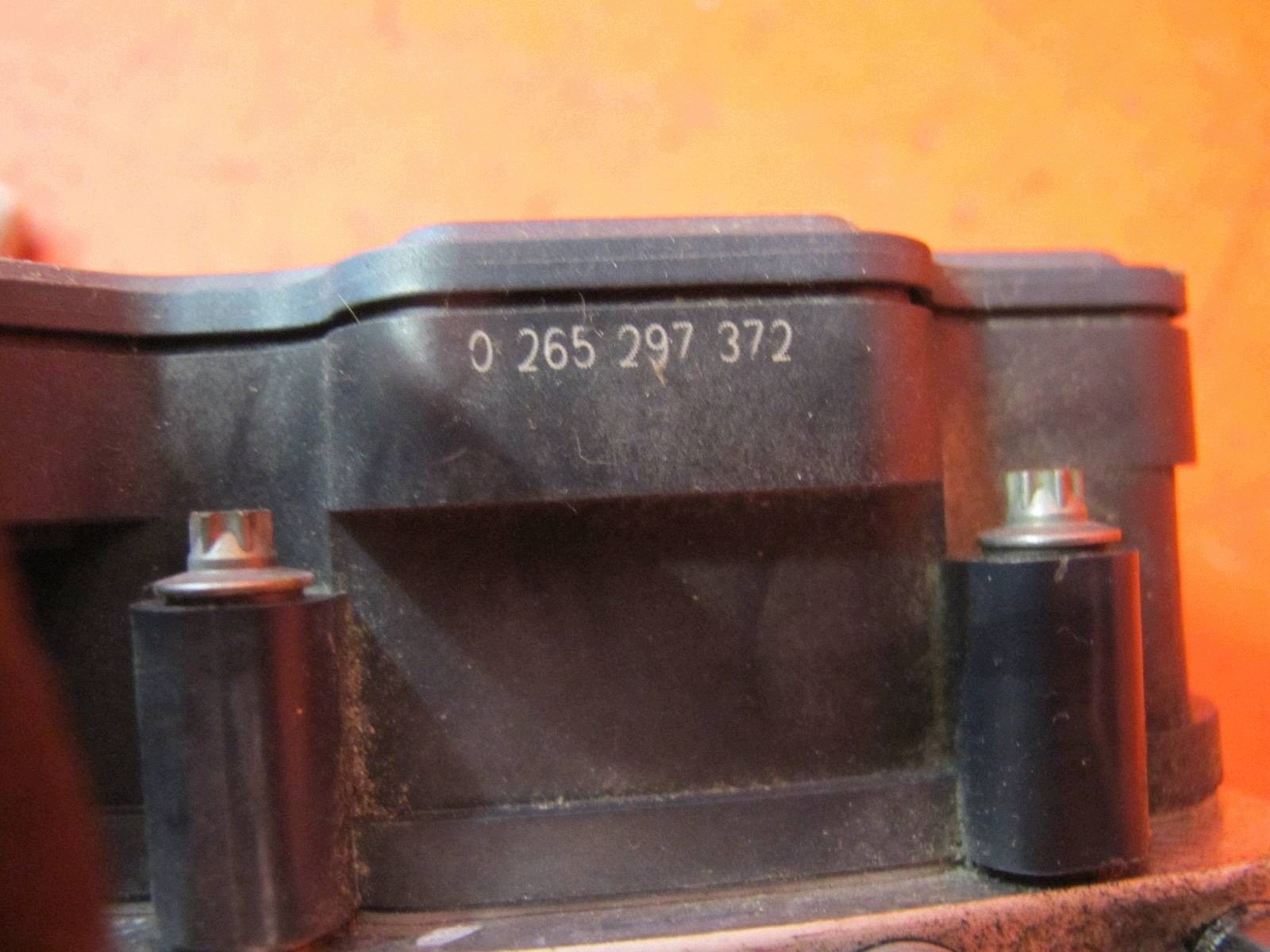 RENAULT CLIO 5 V B7 2019- CAPTUR II ARKANA pump control unit ABS 476608195R