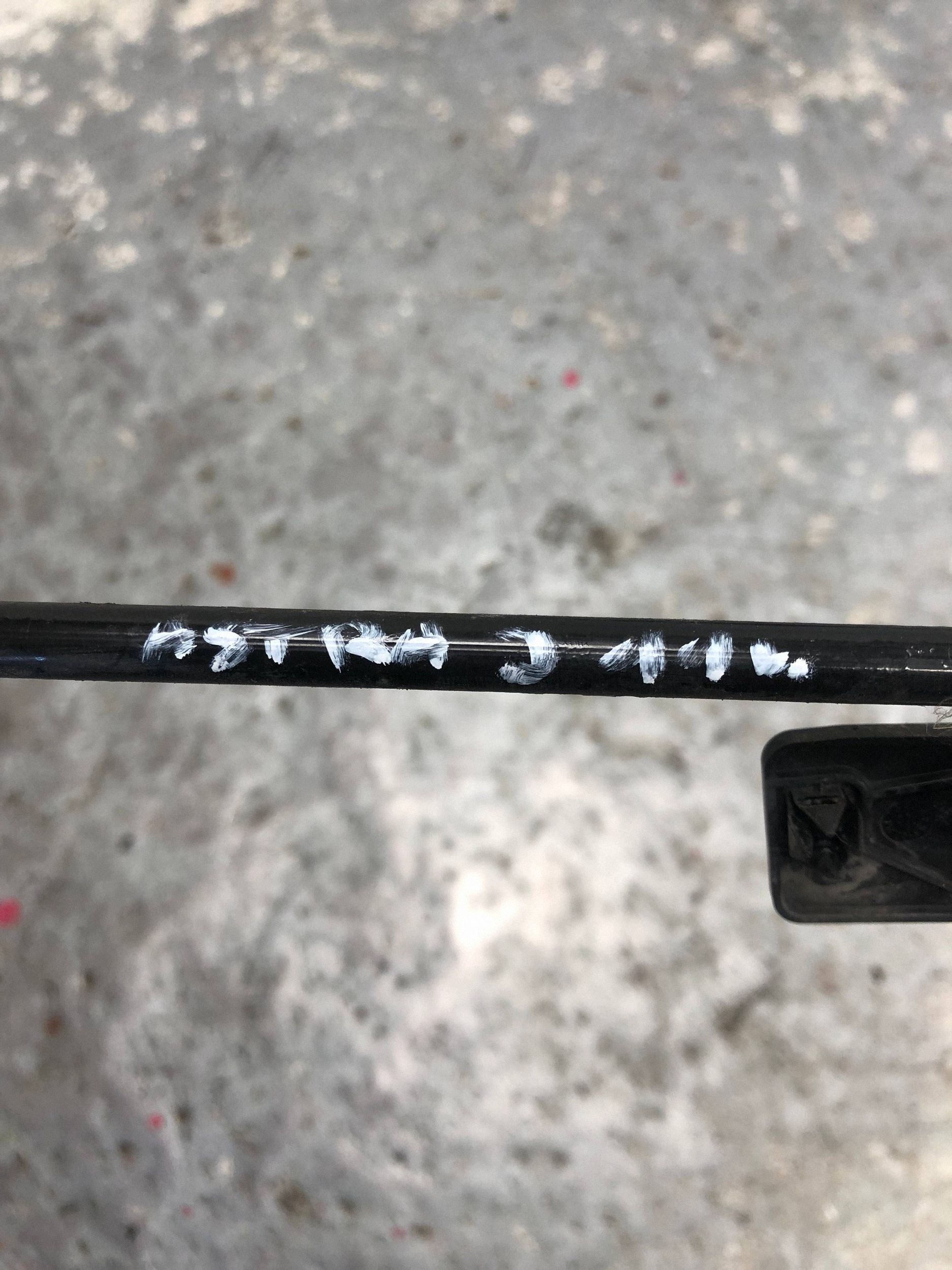 Support du capot OPEL ASTRA J