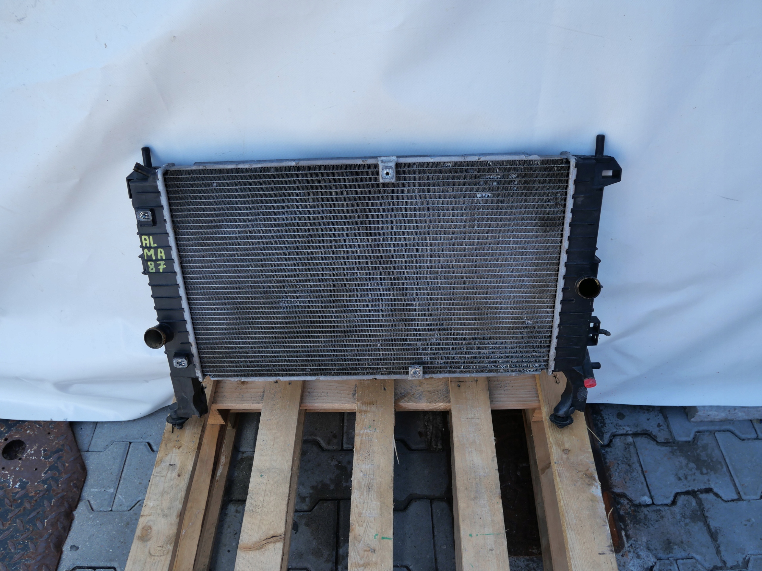 water cooler of the engine OPEL MERIVA