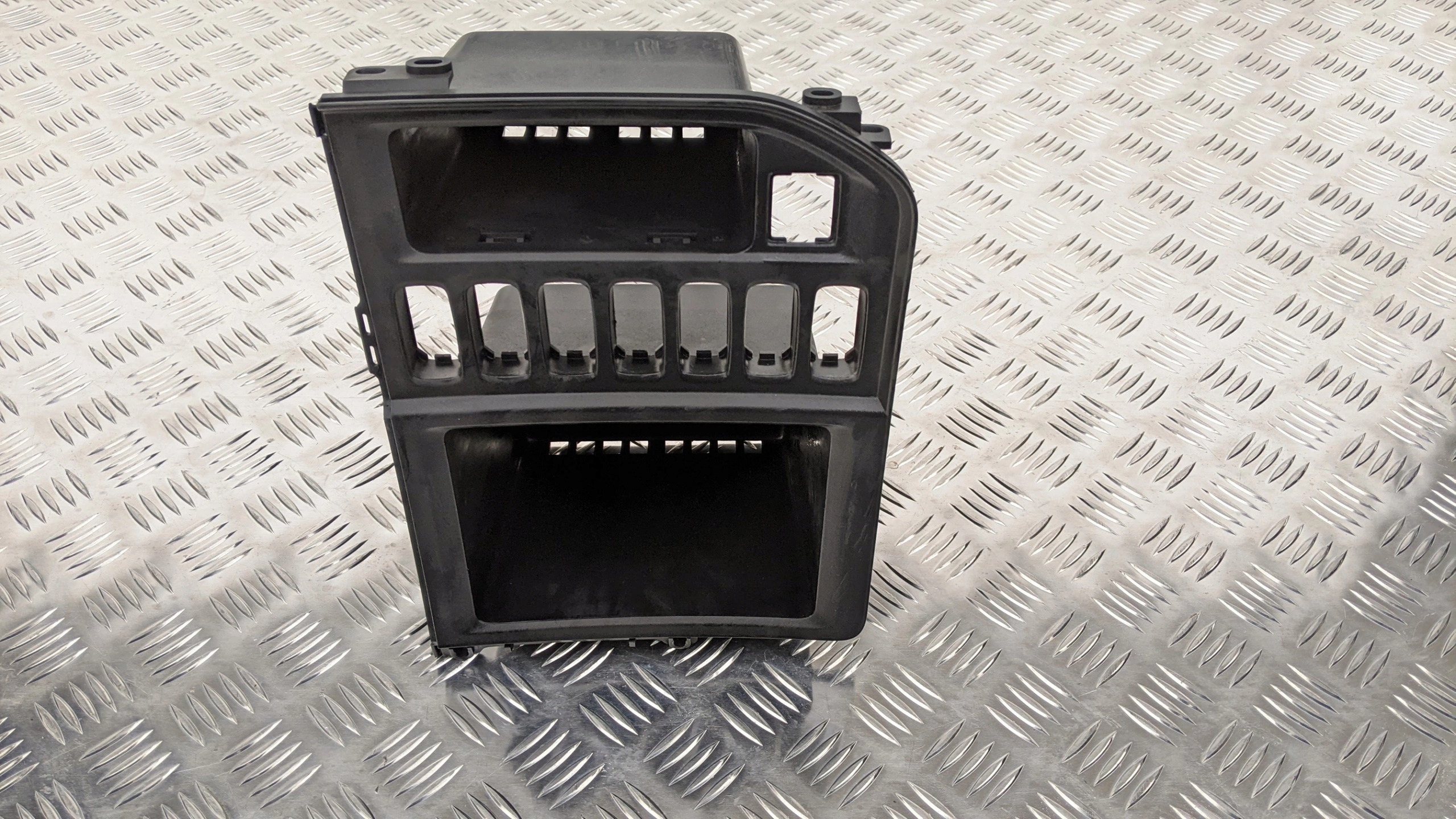 ПАНЕЛЬ ЗБЕРІГАННЯ SCANIA R