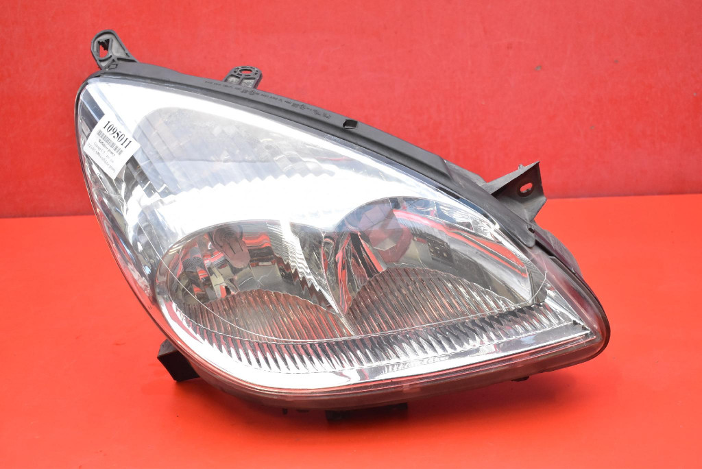 REFLEKTOR right light front EU 89005403 CITROEN C5 1 and 01-04