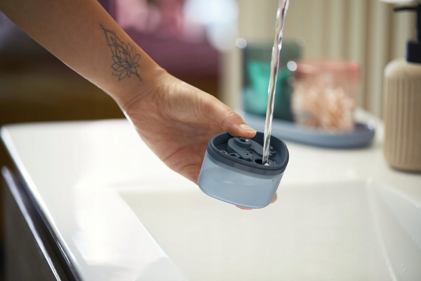 Parownica do ubrań PHILIPS STH 3000/20 Marka Philips