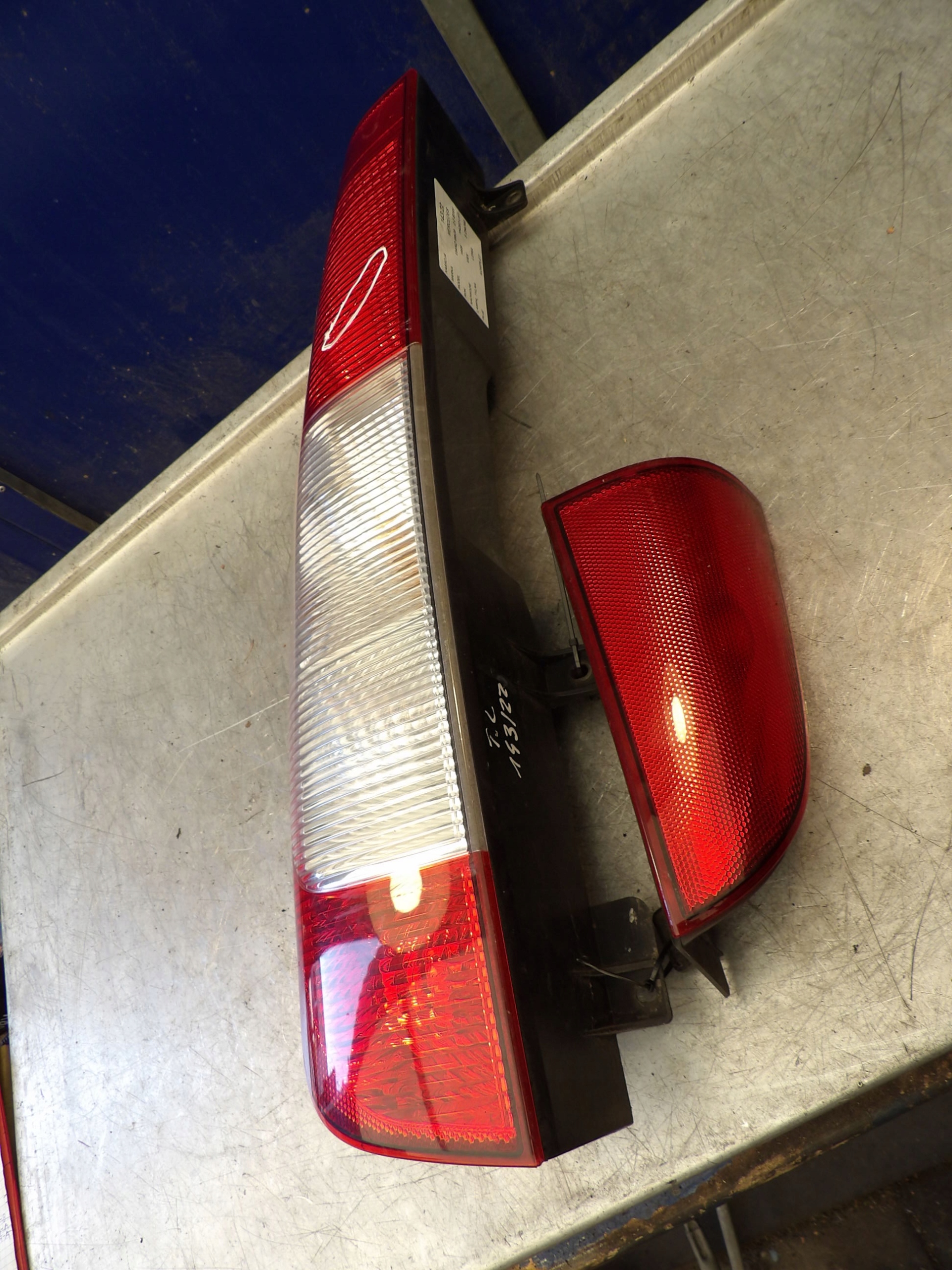 light rear left Mercedes Viano W639 2,2B