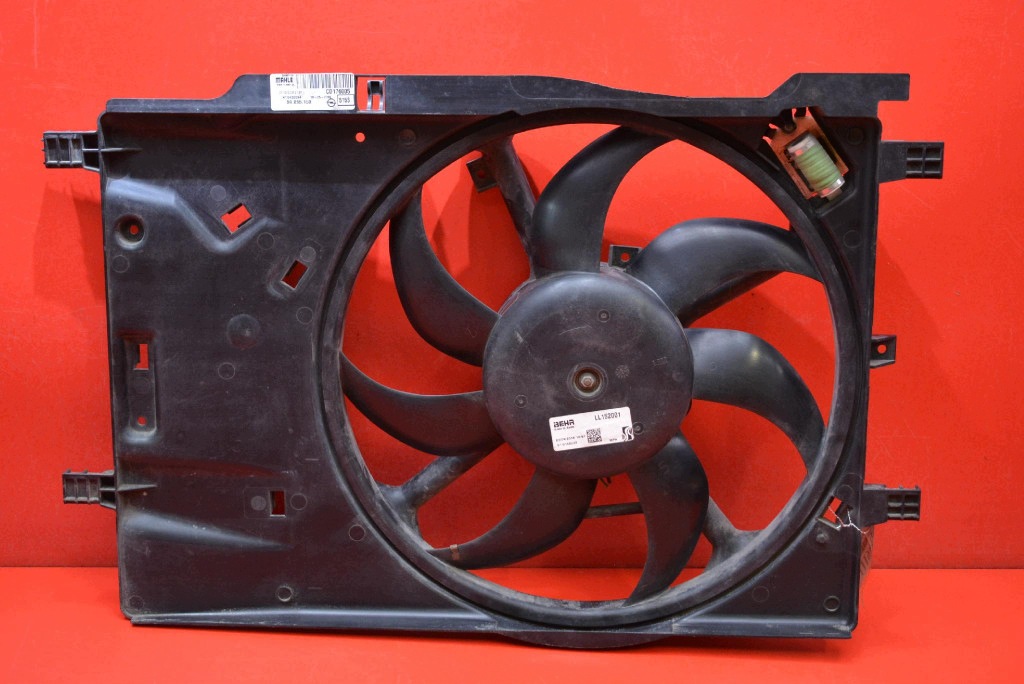 ventilátor 39035153 OPEL CORSA E 1.4 16V 90 KM 14-20