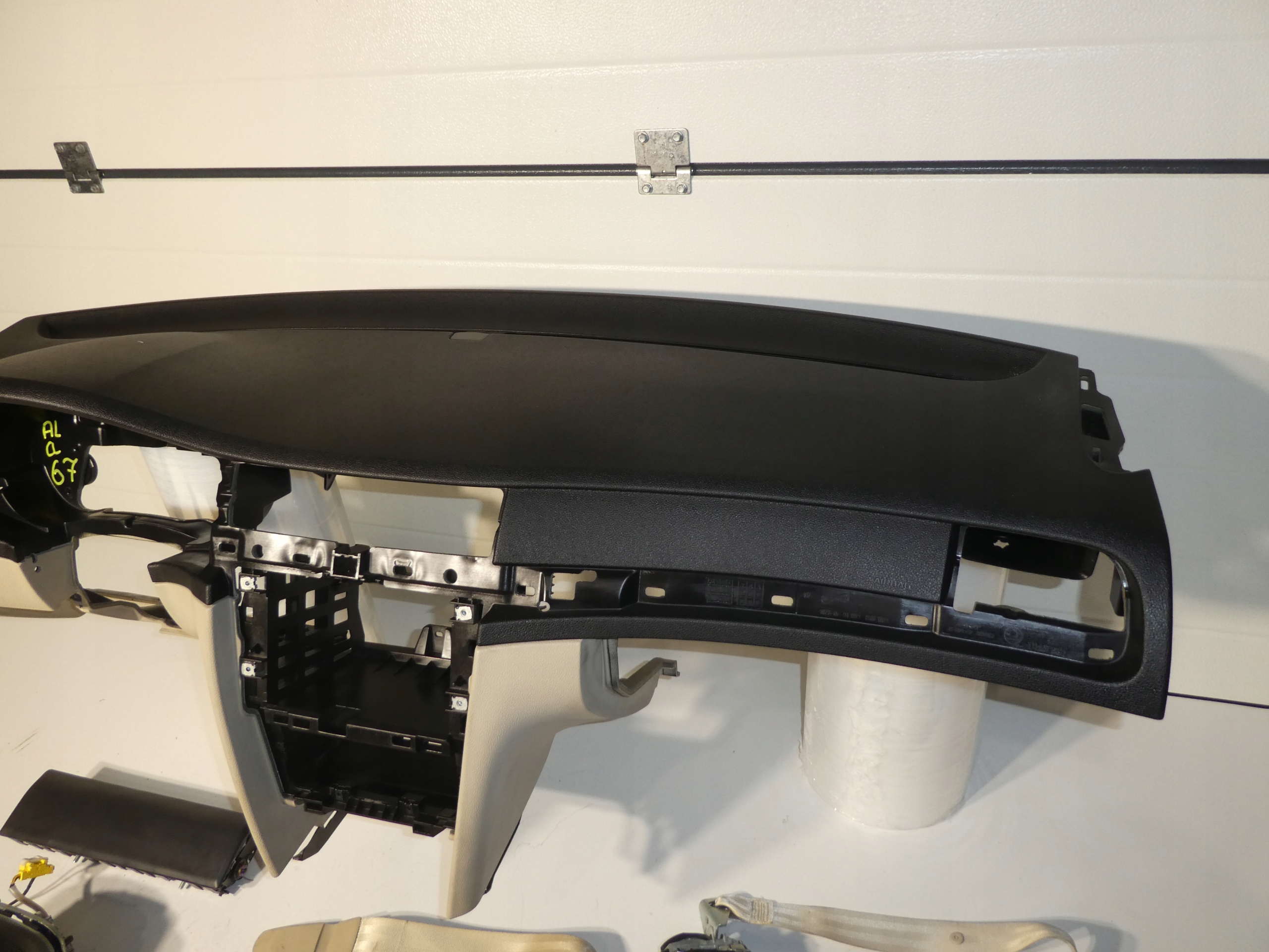 SKODA SUPERB II dashboard console airbag tension belts