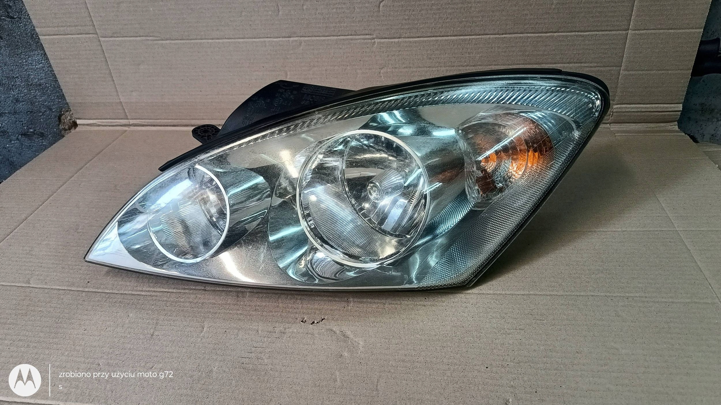 KIA CEED and light front left 2101-1H000 2006/10