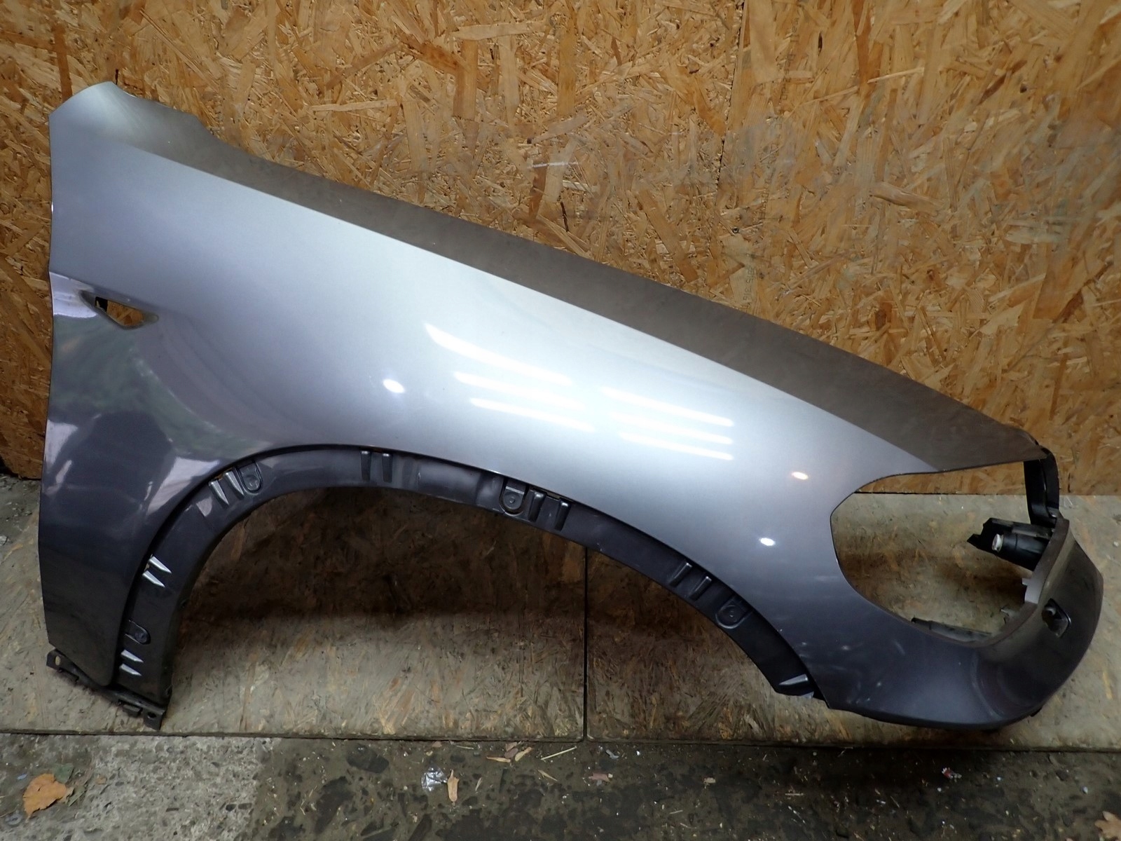 fender right front front BMW X5 E70 LIFT LCI 2010-2013R 51657222996