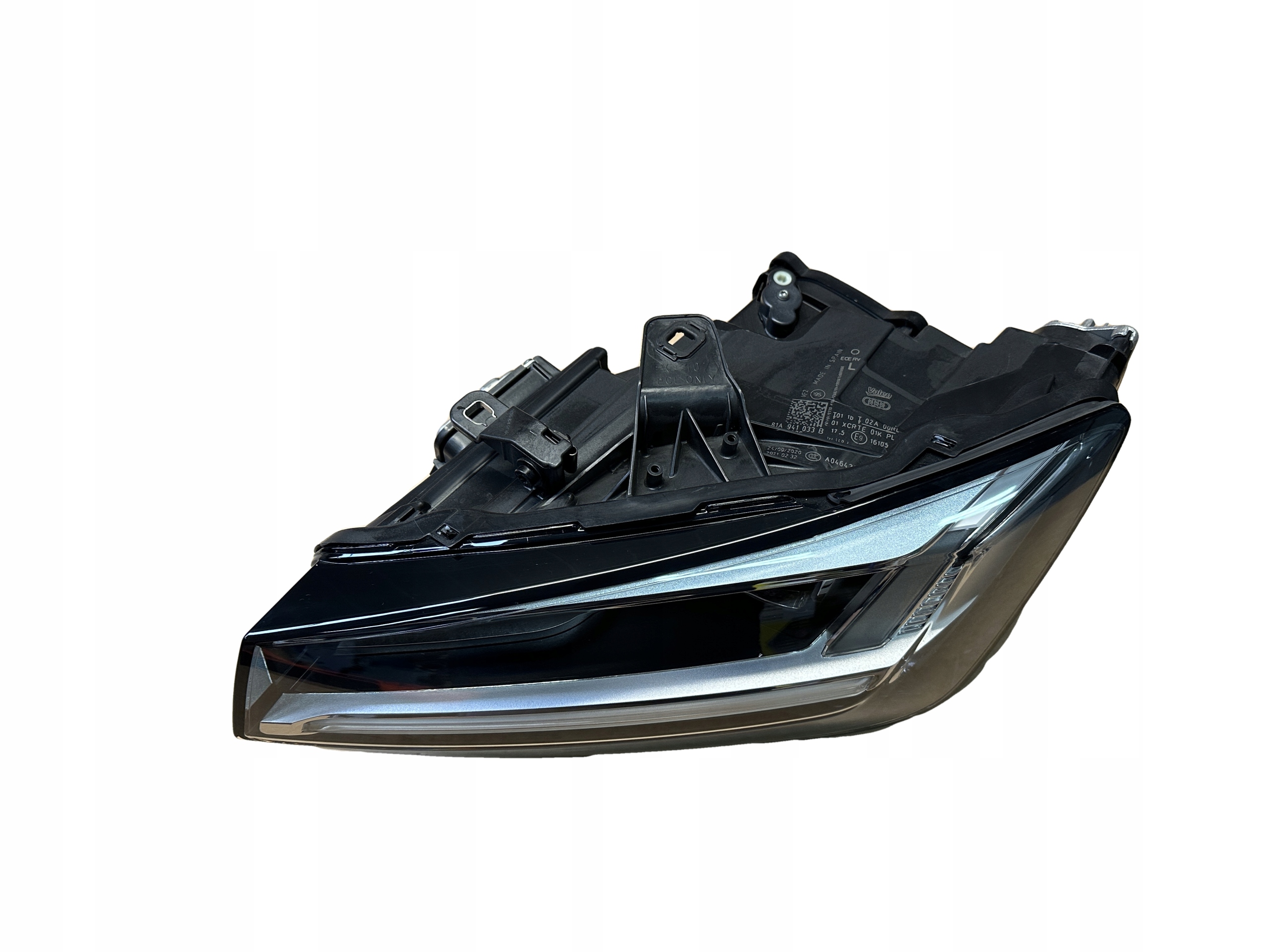 AUDI Q2 81A Licht links FULL LED 81A941033B