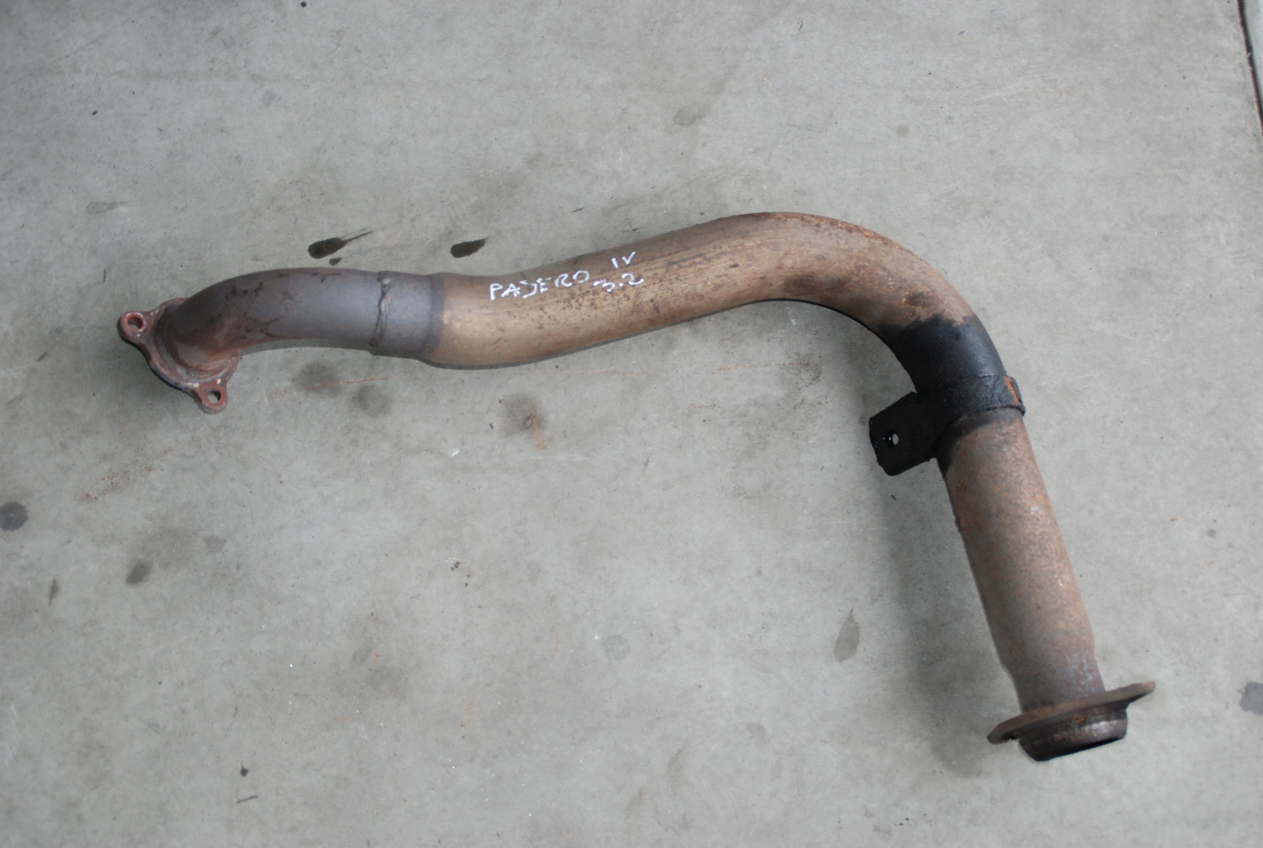 MITSUBISHI PAJERO IV ВЫХЛОПНАЯ ТРУБА