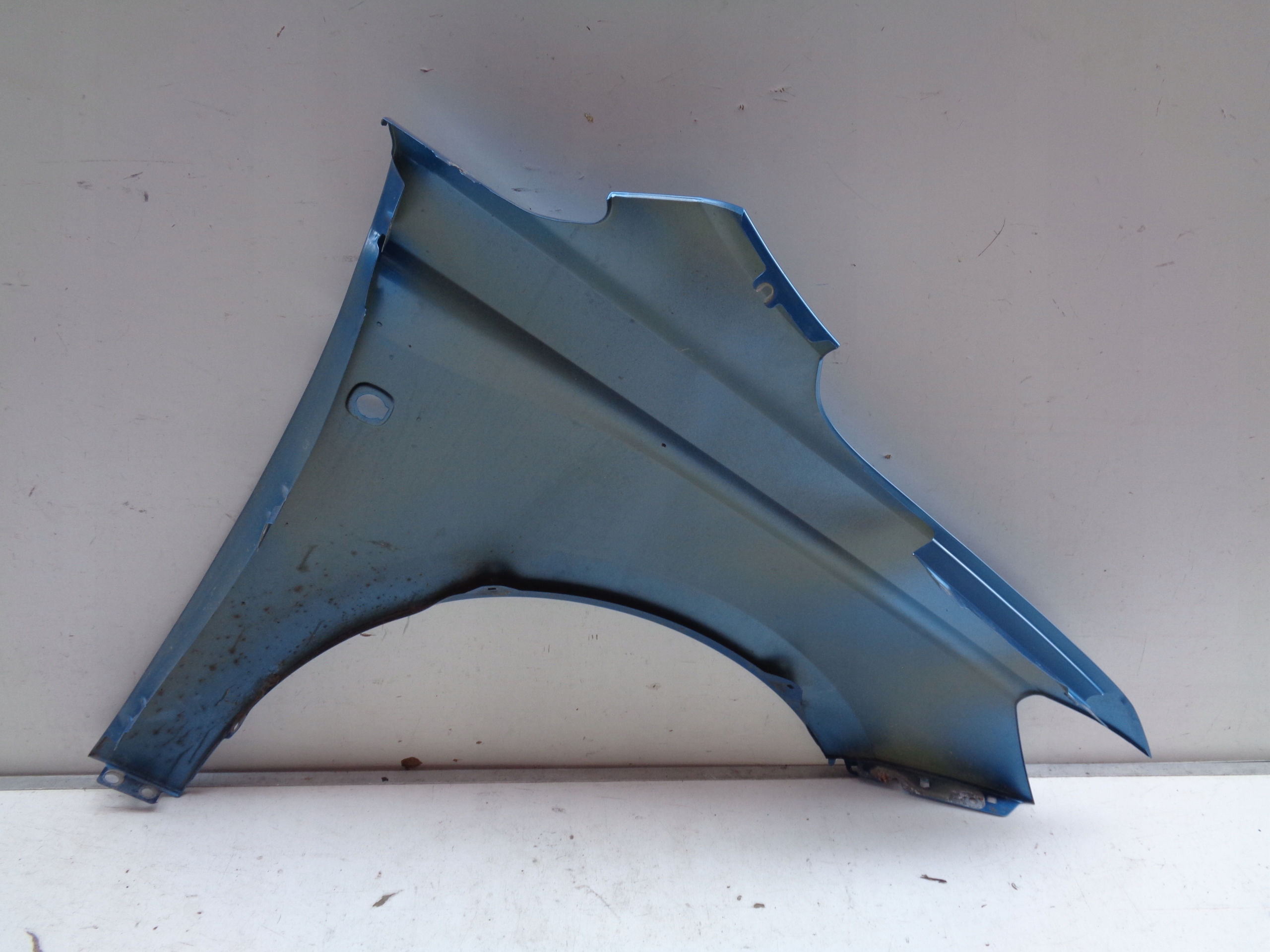 fender left front VW CADDY 2K7 20- NR 40604