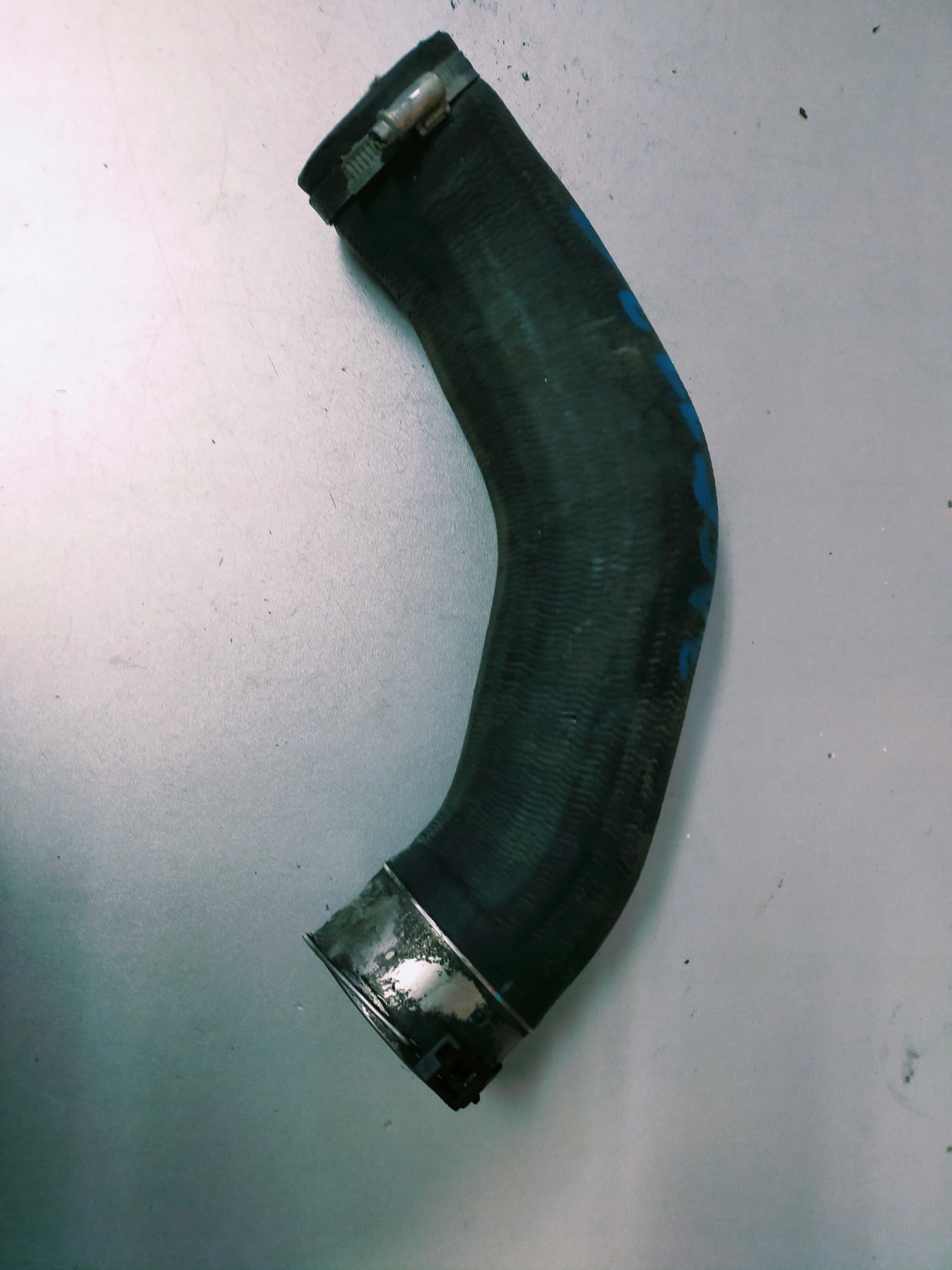 VOLVO S60 II 2.0 T ROHR INTERCOOLER 31657736