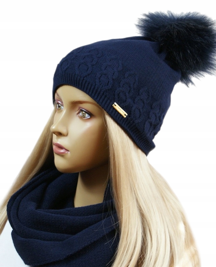 

Komplet Czapka + Komin pompon # 21