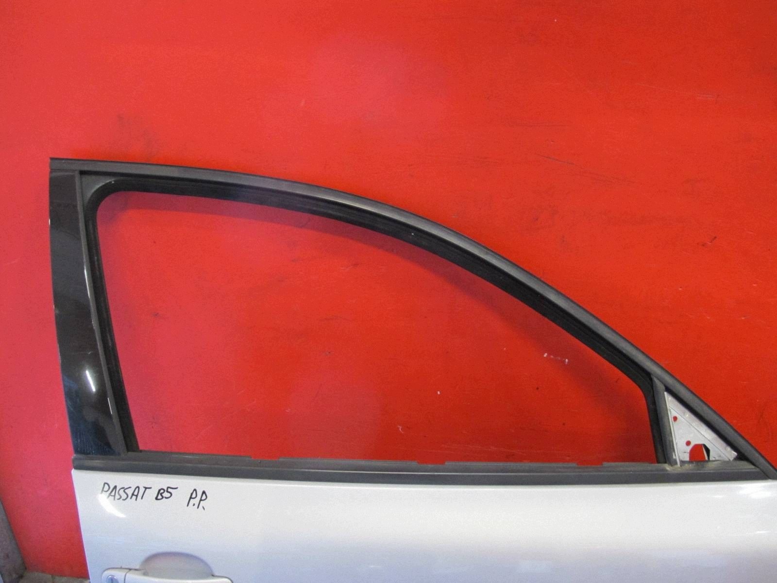 VW Volkswagen PASSAT B5 3B 1997- door right front front silver LB7Z