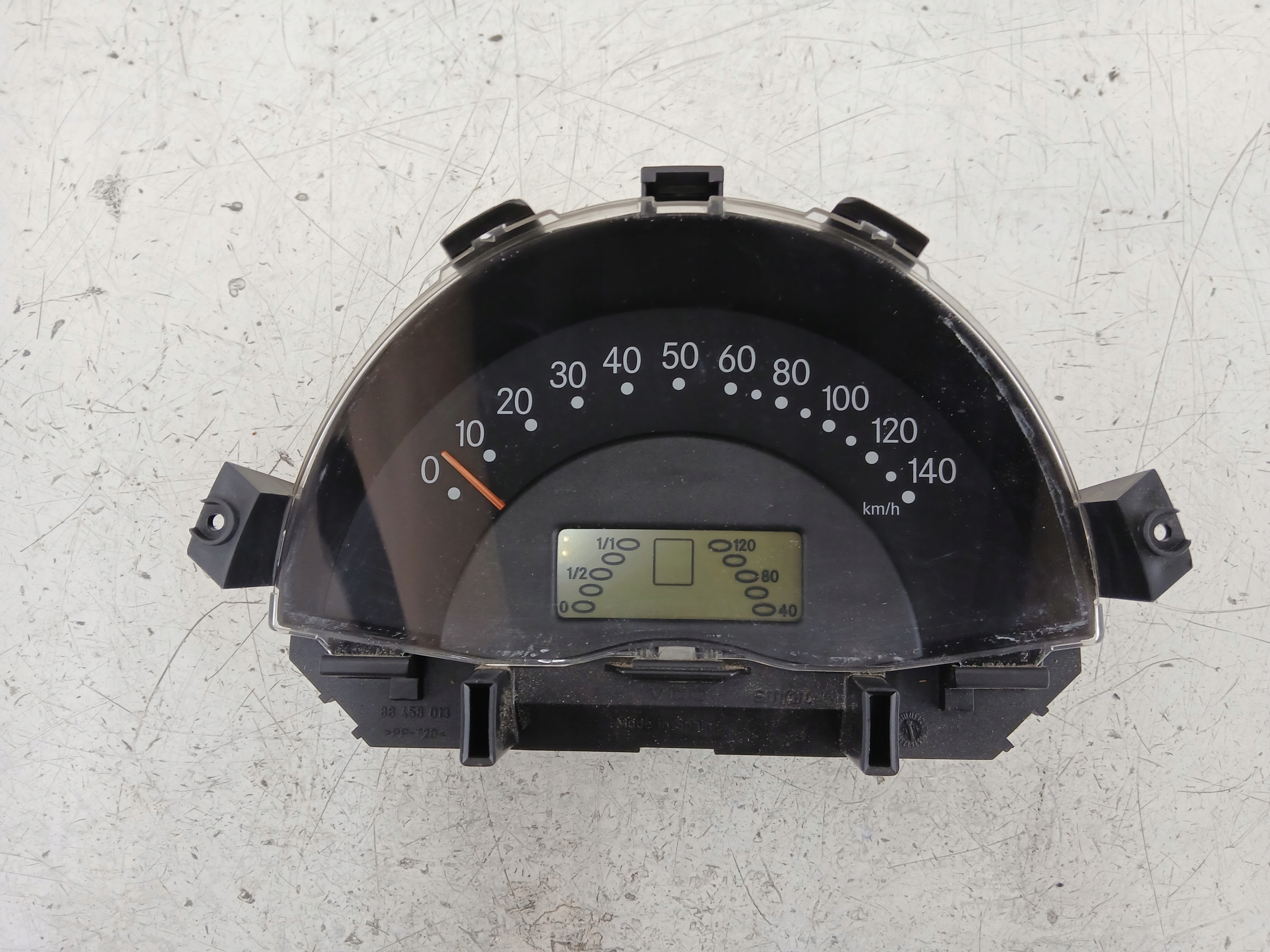 SMART FORTWO 0.6 dials 110008872005