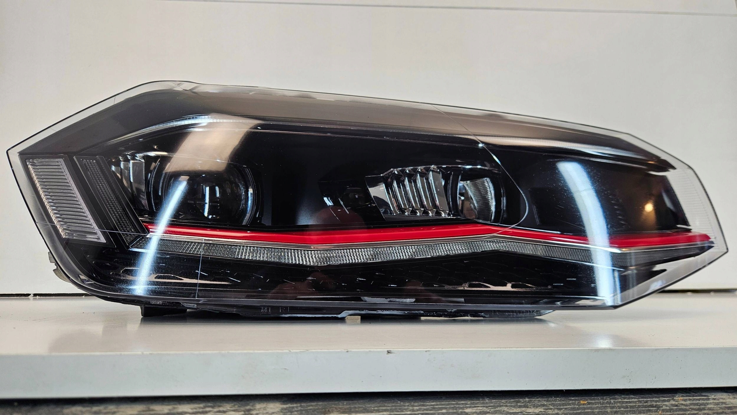 VW Polo VI 6 2G GTI LED light right front front Reflektor 2g1941036k